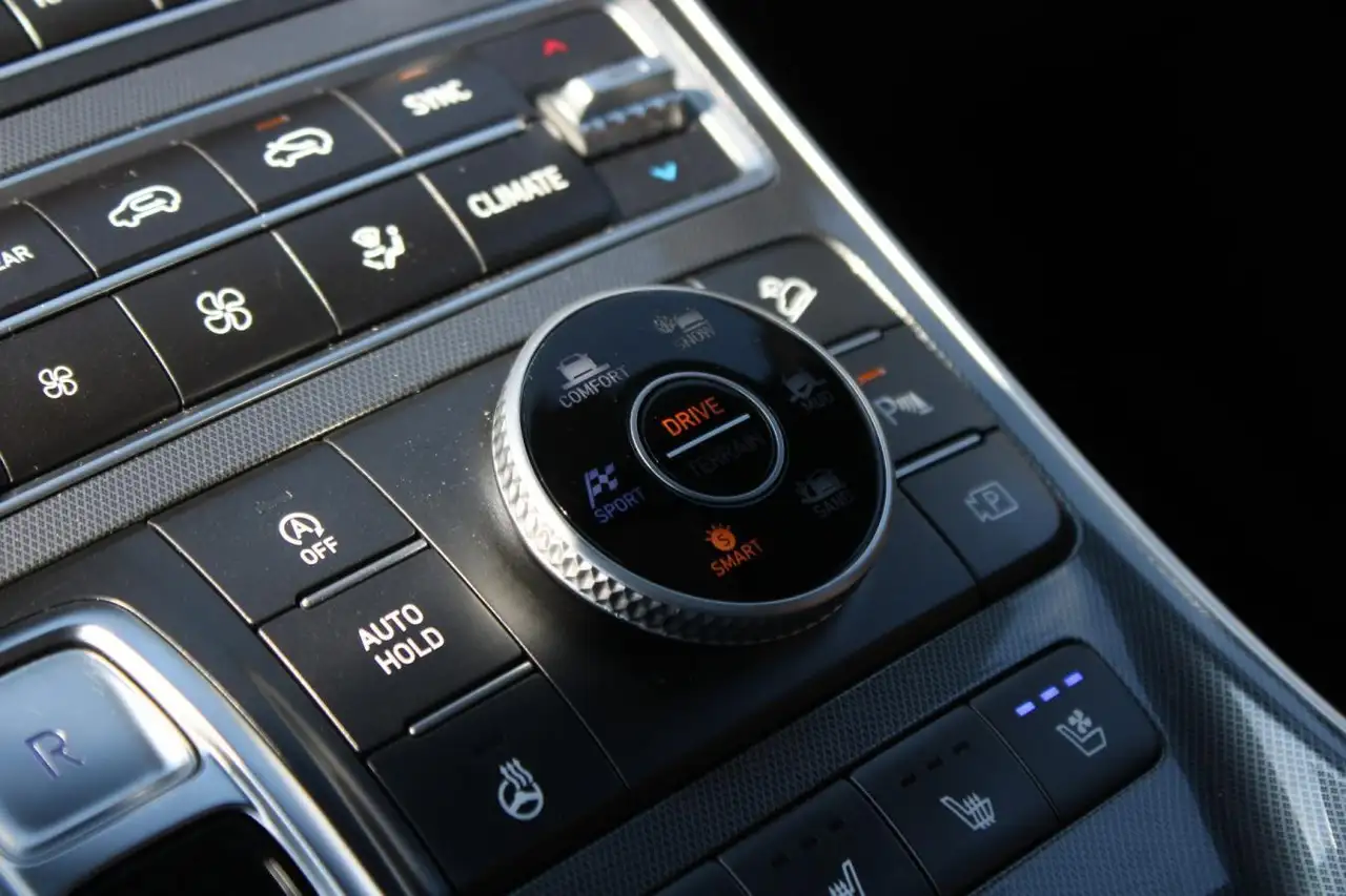 Hyundai SANTA FE снимка Hyundai SANTA FE