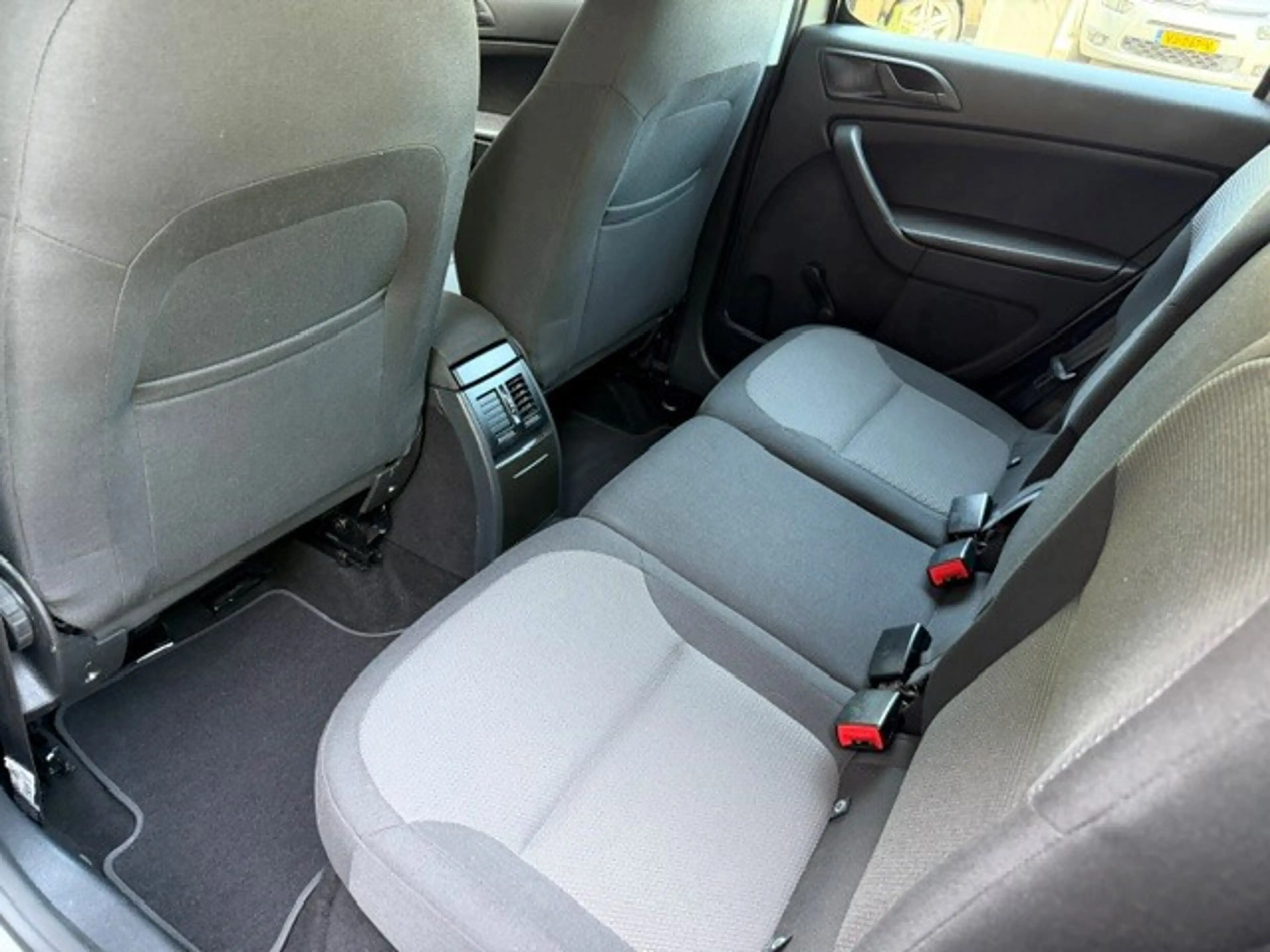 Skoda Yeti 1.2 TSI Active Plus,bj.2011. Airco, APK tot 06-202 — photo 10
