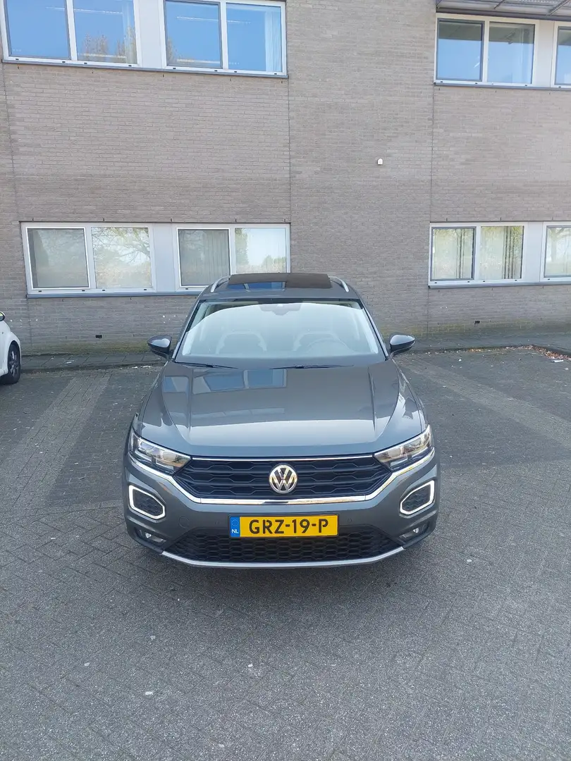 Volkswagen T-Roc 1.5 TSI Sport, pano, virtual cockpit, dealeronderh Gri - 2