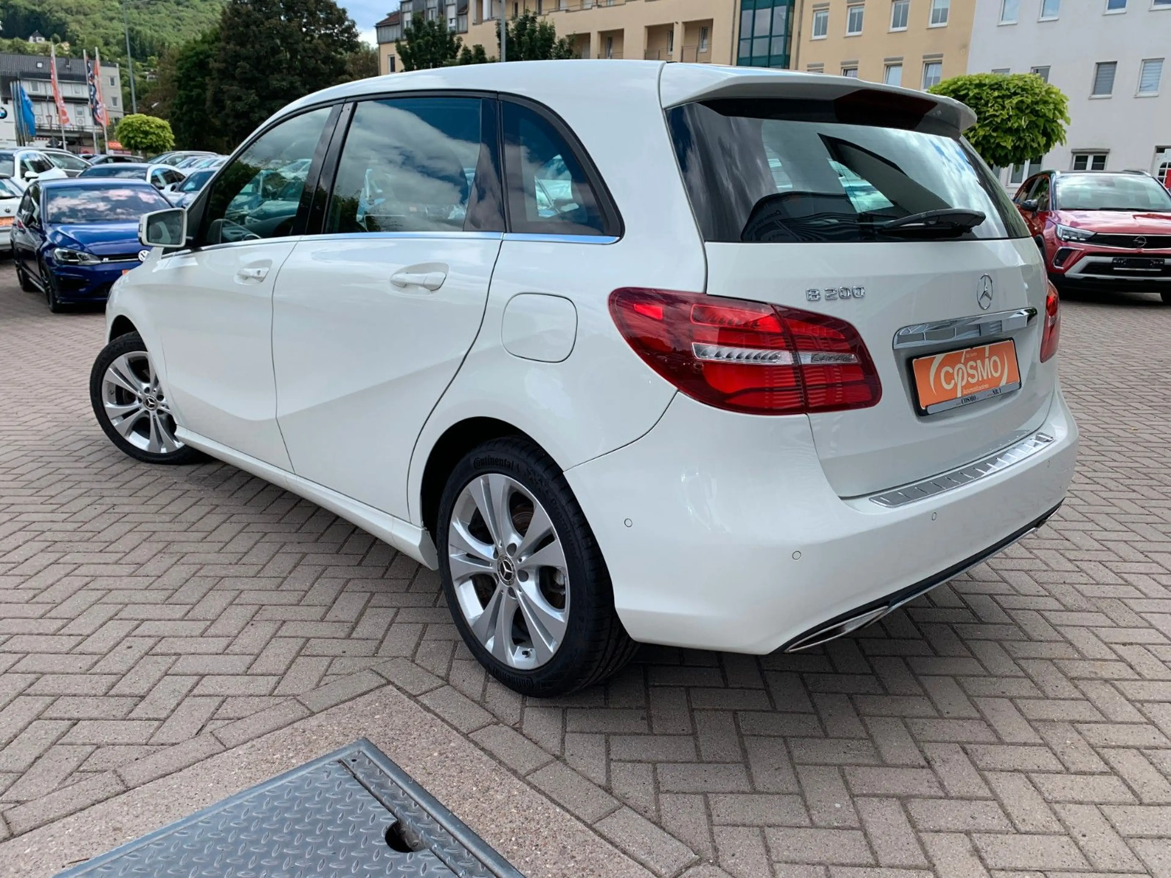 Mercedes-Benz B 200 B200 Urban Style LEDER+AHK+LED+Sitzhz — photo 7