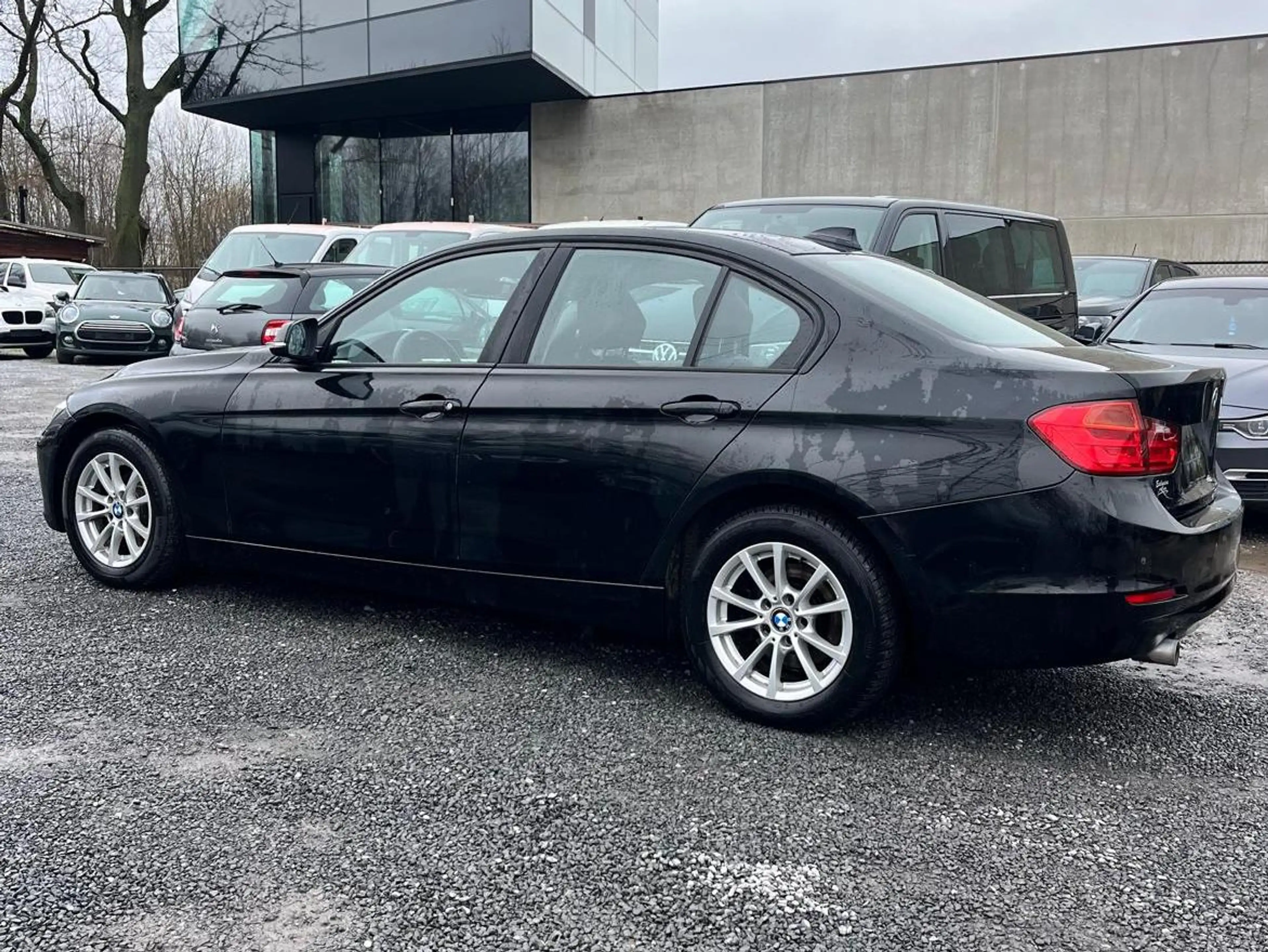 BMW 316 316 d — photo 4
