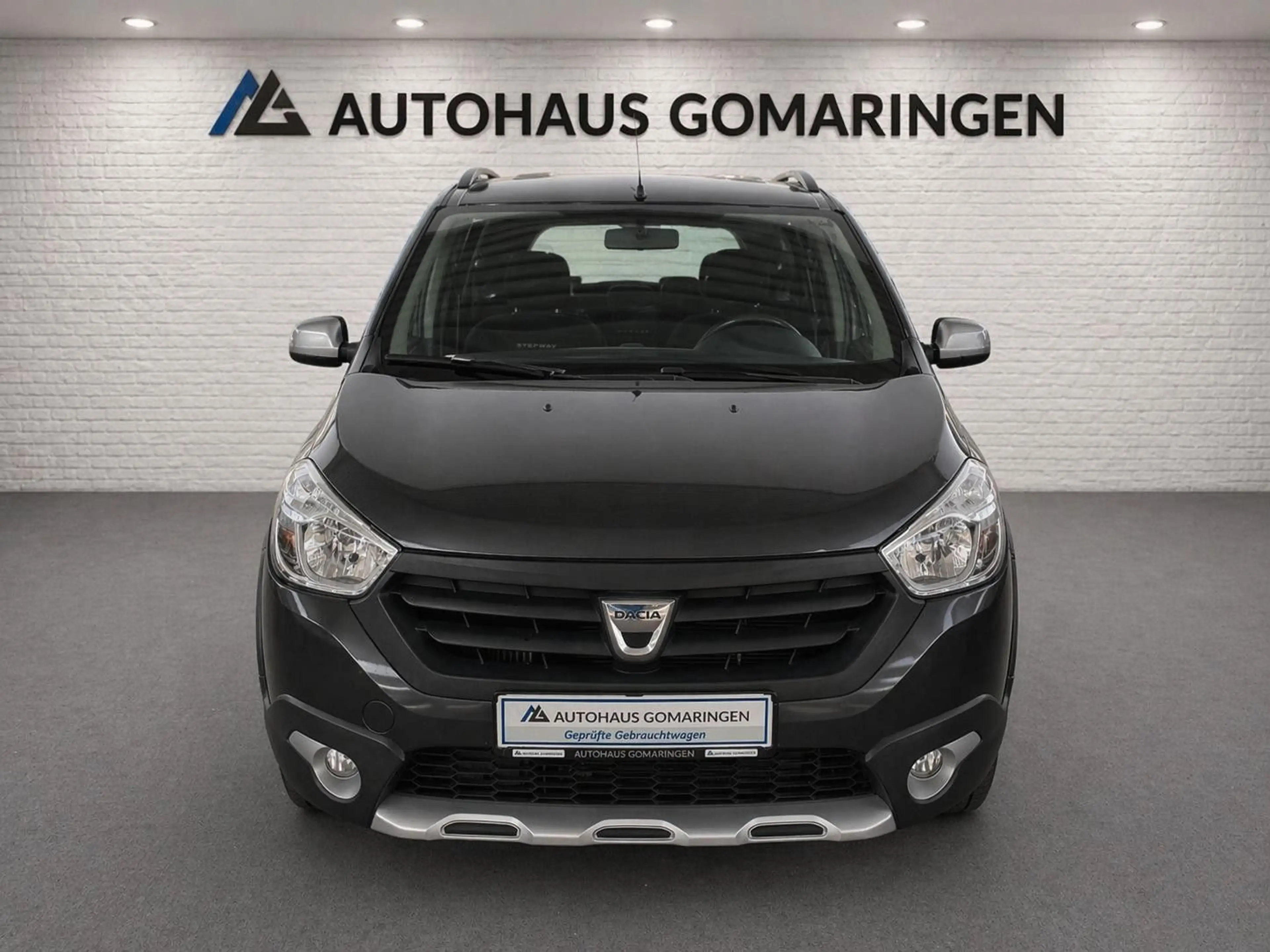 Dacia Lodgy Stepway 7-SITZE*NAVI*SHZ*LM*SCHECKHEFT* — photo 3