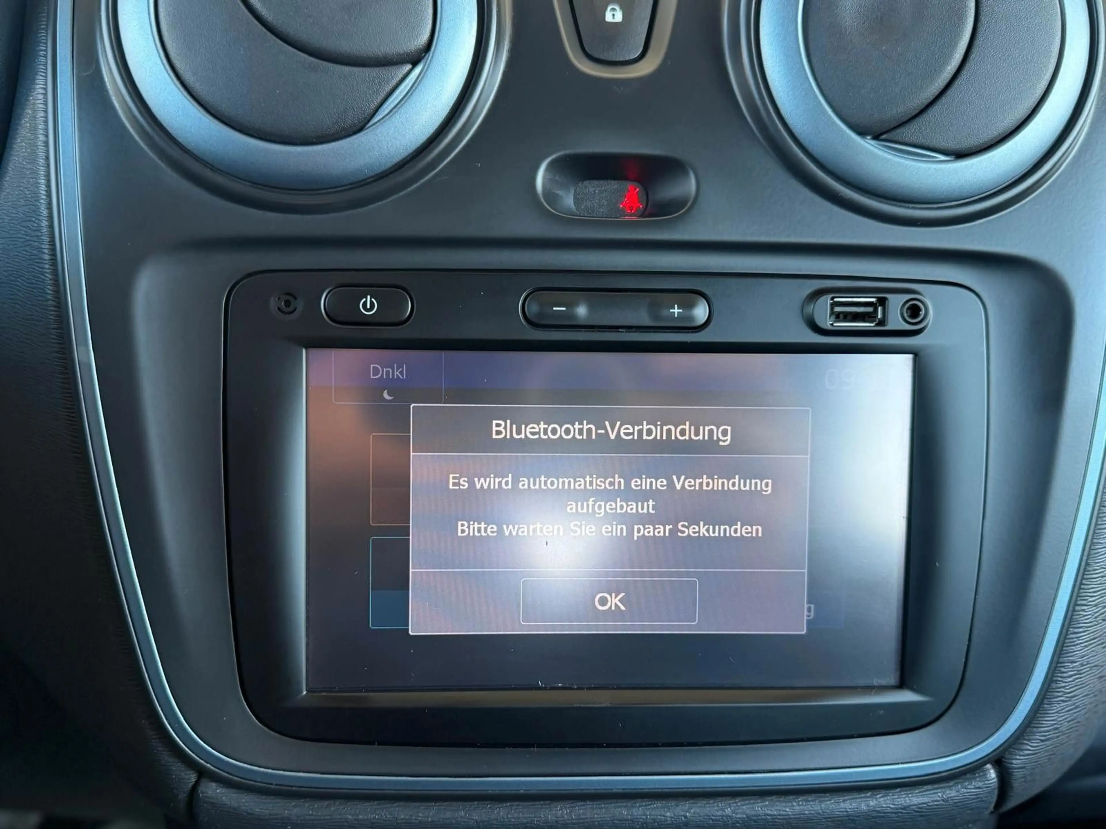 Dacia Lodgy Stepway 7-SITZE*NAVI*SHZ*LM*SCHECKHEFT* — photo 11