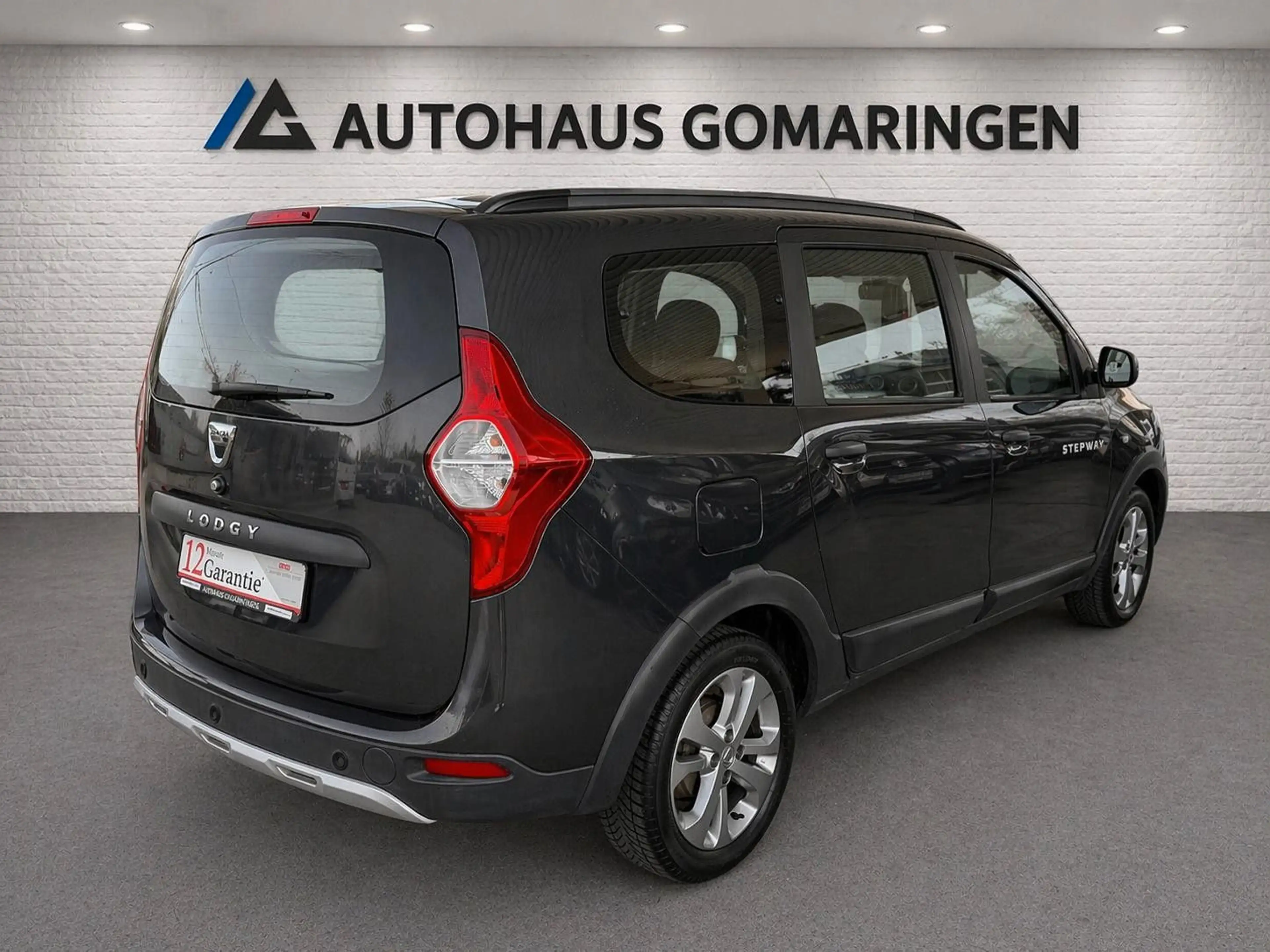 Dacia Lodgy Stepway 7-SITZE*NAVI*SHZ*LM*SCHECKHEFT* — photo 5