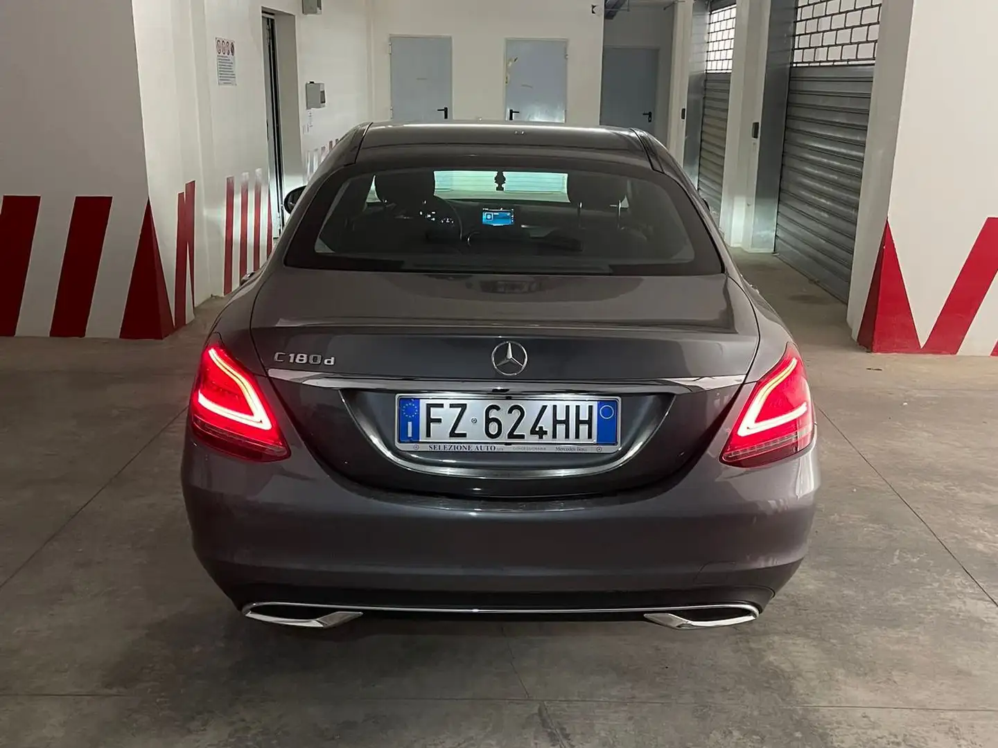 Mercedes-Benz C 180 Classe C-W205 2018 Berlina d Business auto Grigio - 2