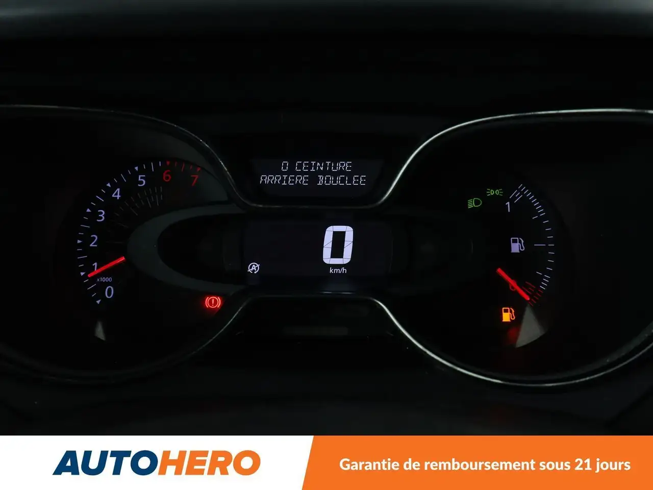 Renault Captur — photo 22