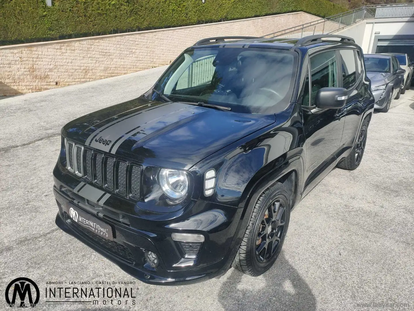Jeep Renegade 1.3 T4 DDCT Limited Noir - 1