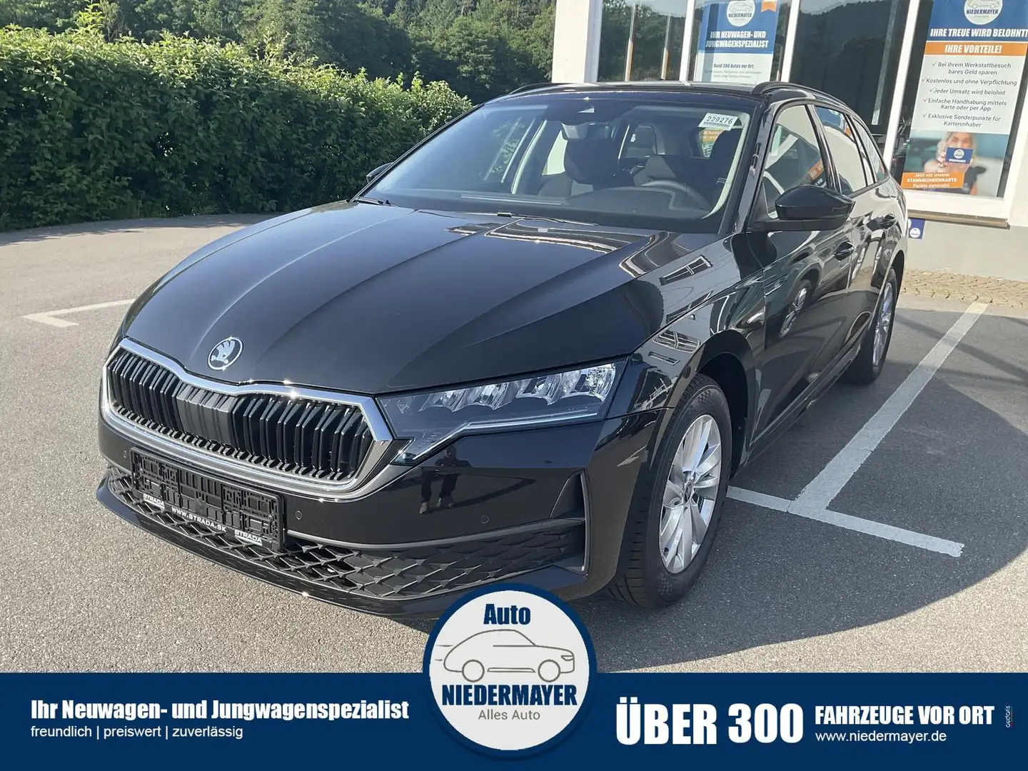Skoda Octavia Combi 1.5 TSI DSG Essence, AHK, LED, 5-J Garantie, Schwarz - 1