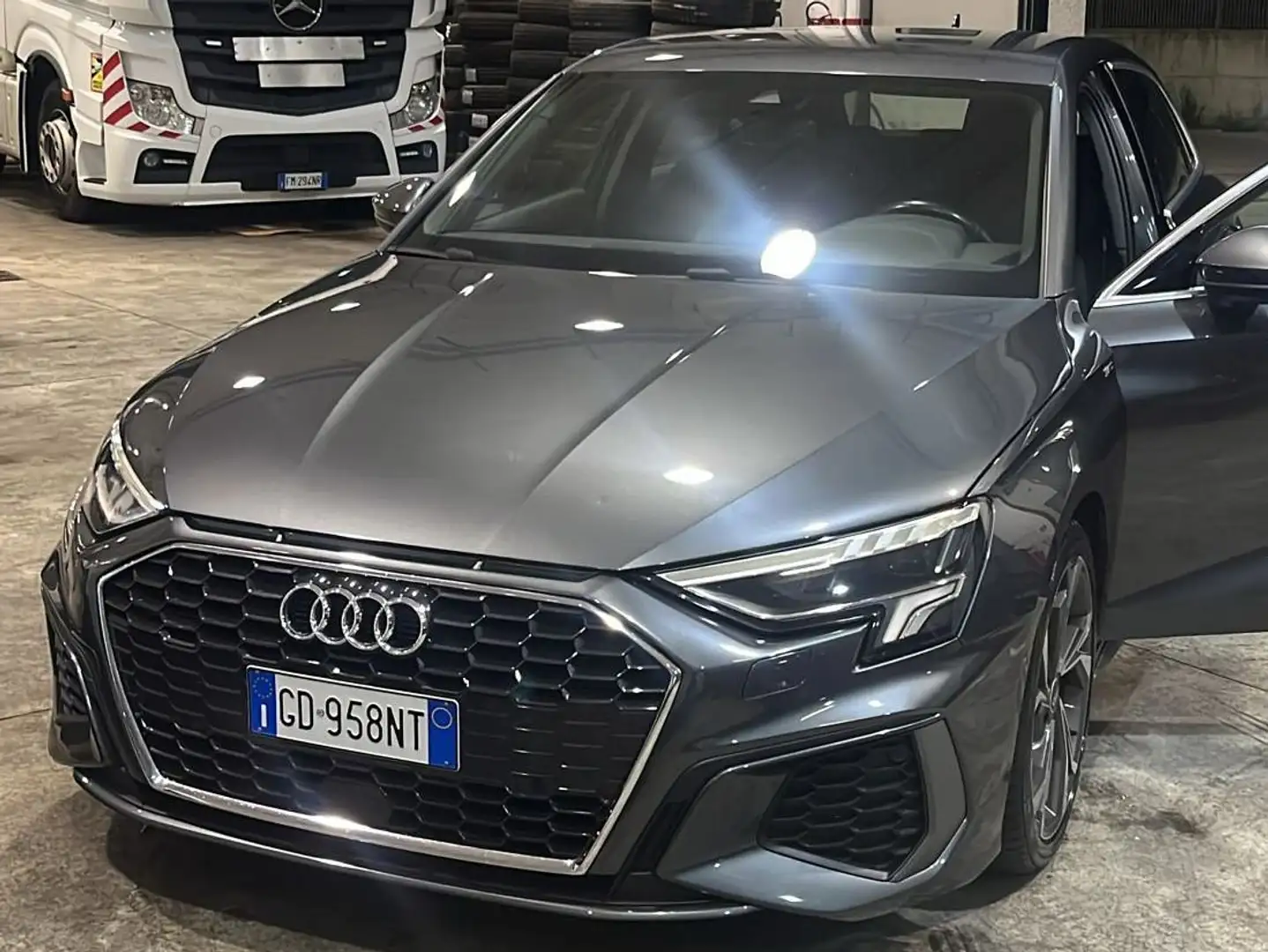 Audi A3 A3 IV 2020 Sportback Sportback 35 2.0 tdi s-tronic Grigio - 1