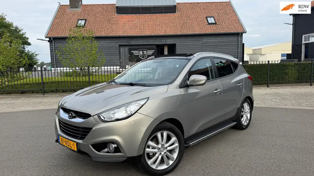 Hyundai iX35 2010 из Европы — купить под ключ