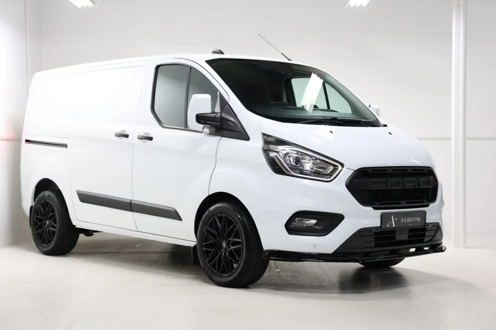 Ford Transit Custom 300 2.0TDCI L1 H1 130PK SPORT Stoelvw/Cam/18inch/4 Blanc - 1