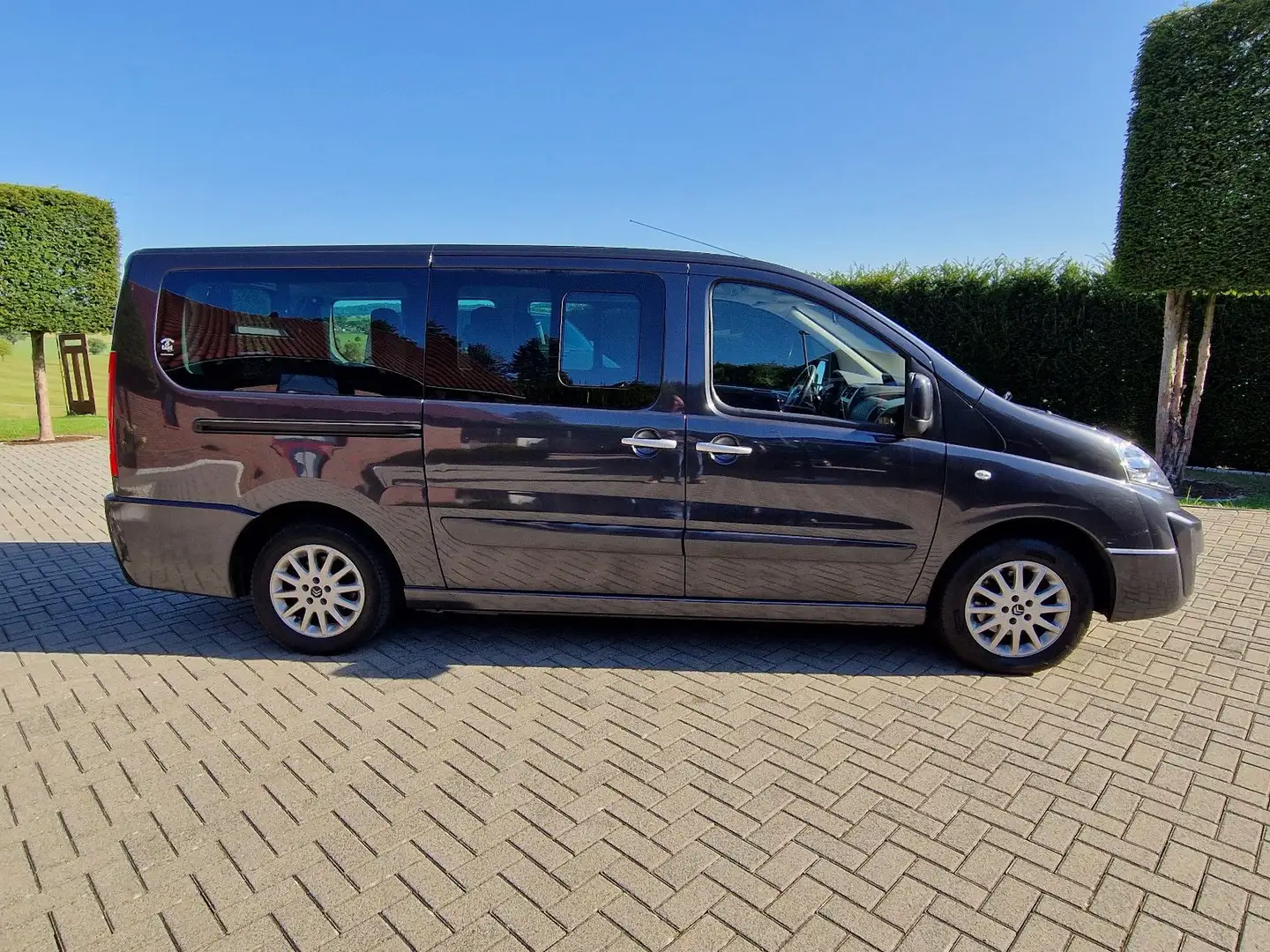 Citroen Jumpy 2,0 HDI L2*Automatik mit Rollilift*Klima* Mauve - 1