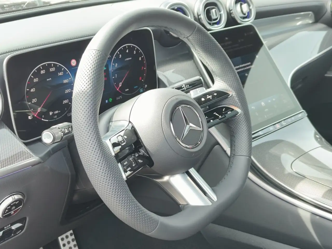 Mercedes-Benz GLC 2026