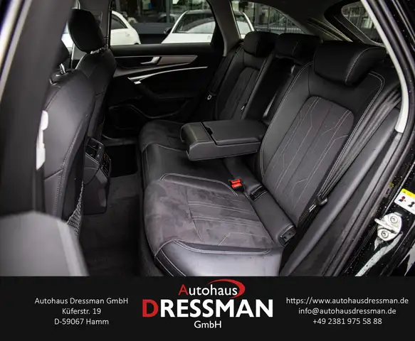 Audi A6 view 12
