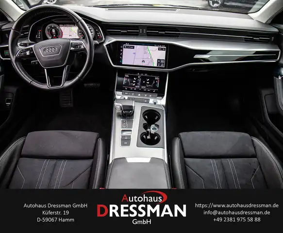 Audi A6 view 13