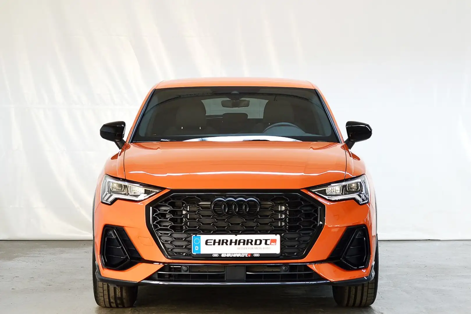 Audi Q3 Sportback S line 35 TFSI S tronic AHK*LED*NAV*S... Orange - 2