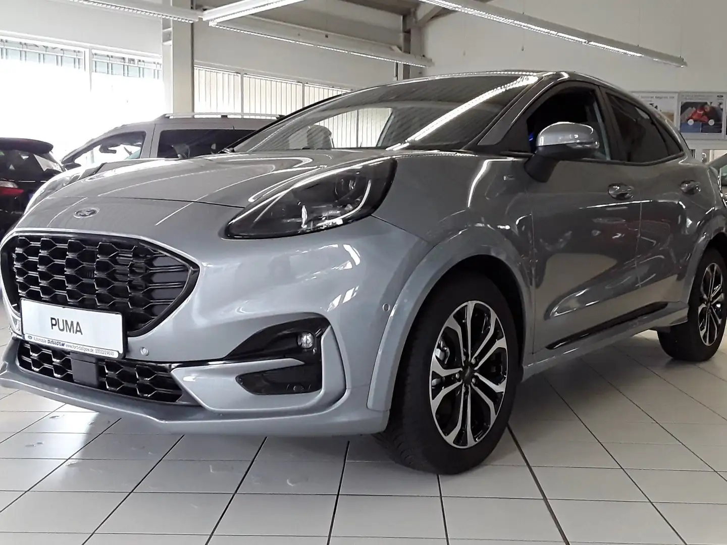 Ford Puma Puma1,0 /155PS Autom. ST-LINE, ACC,Winterpak,Kam. Silber - 1