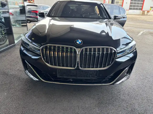 BMW 745 745 L e xDrive