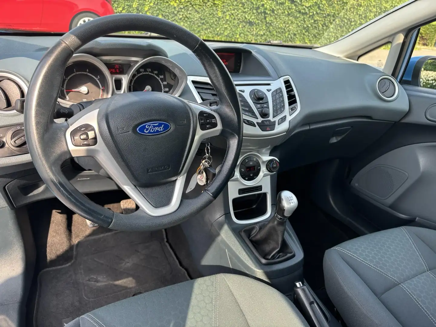 Ford Fiesta 1.6 Titanium | Cruise control | Climate control | Blauw - 2