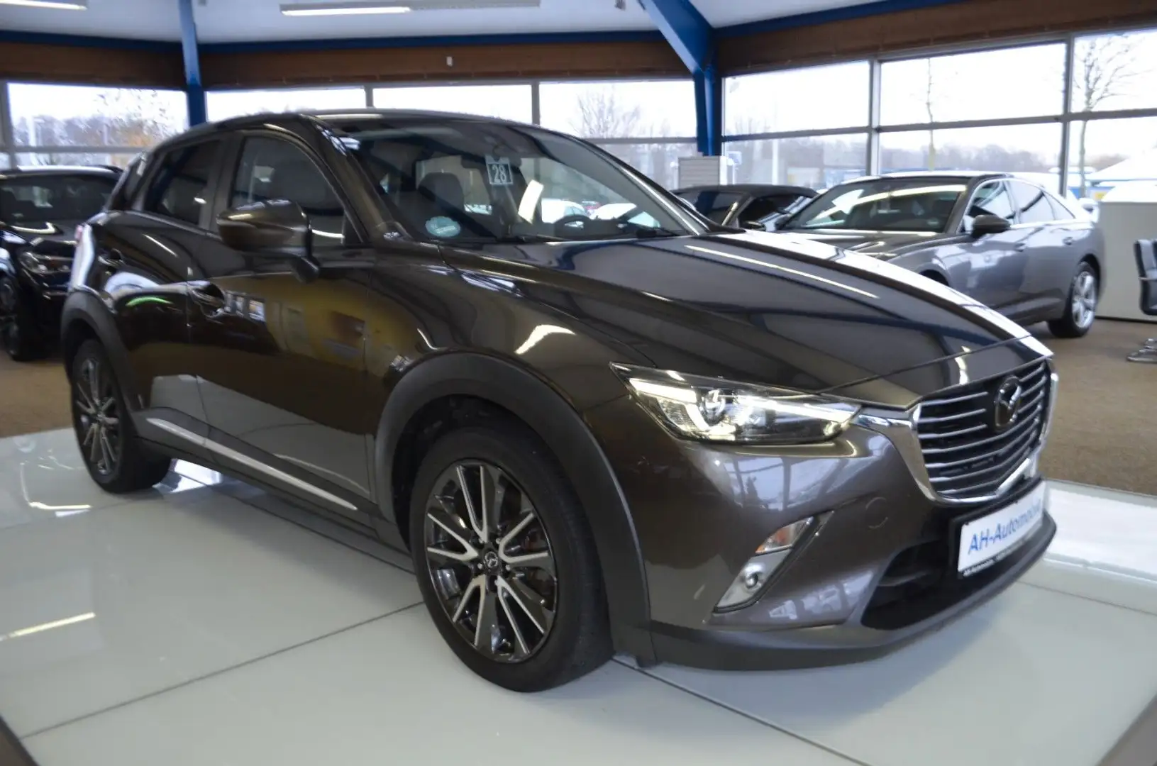 Mazda CX-3 Sports-Line XENON / NAVI / LEDER / HEAD-UP Gris - 2