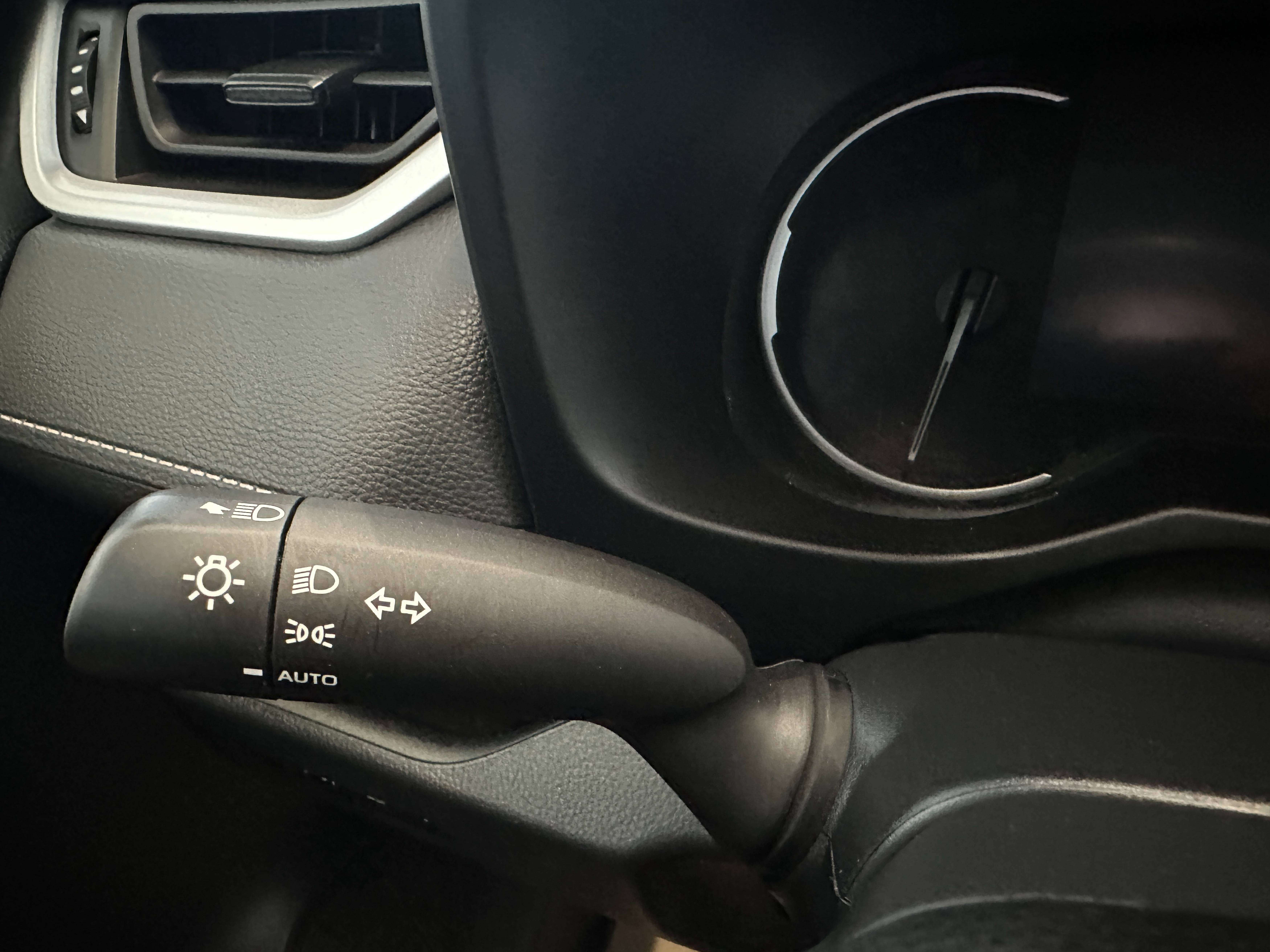2023 Toyota RAV4 LE — снимка 4