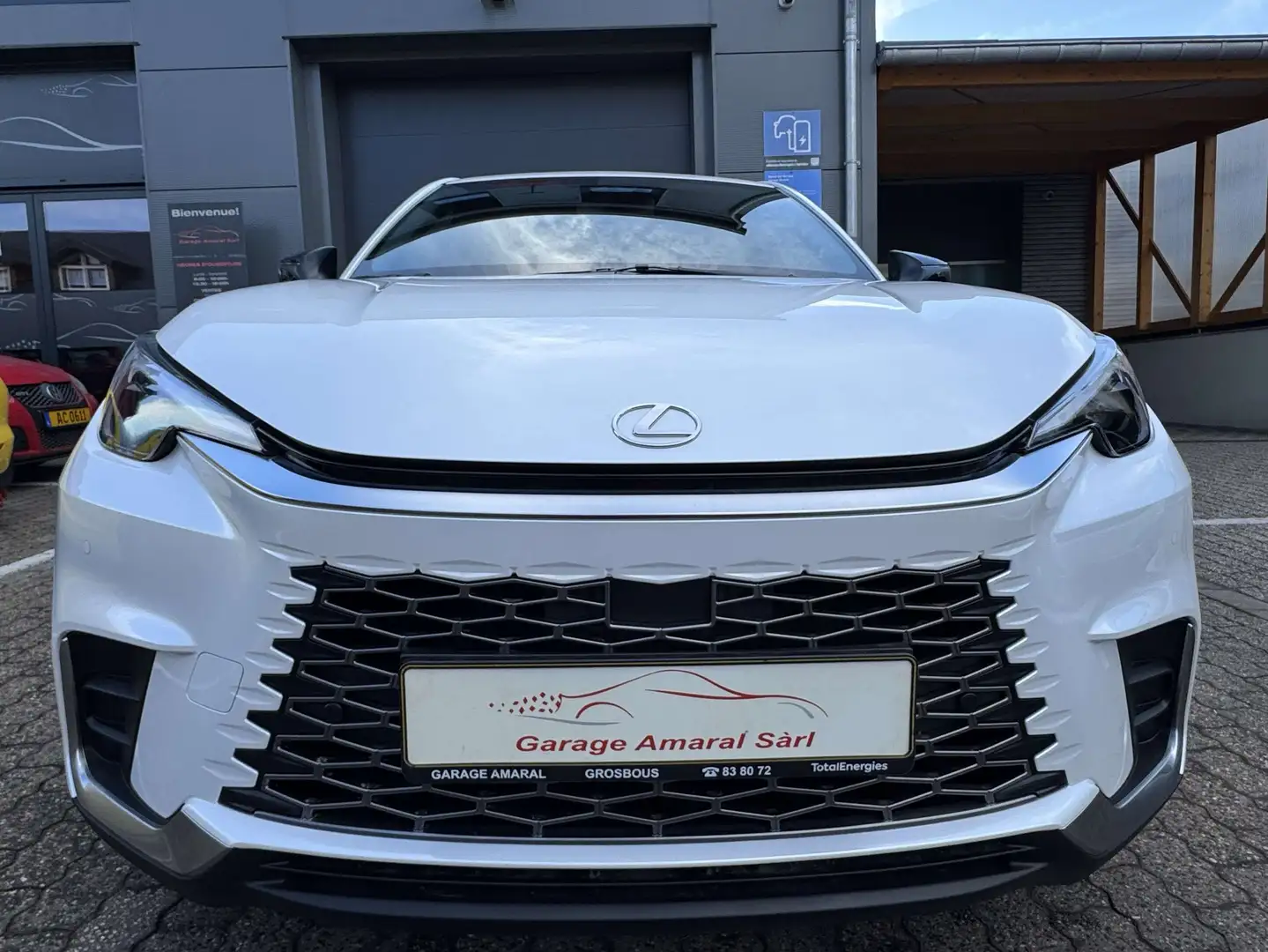 Lexus LBX ELEGANT BLACK EDITION Blanc - 1