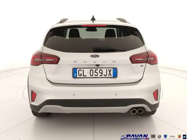 Ford Focus view 6