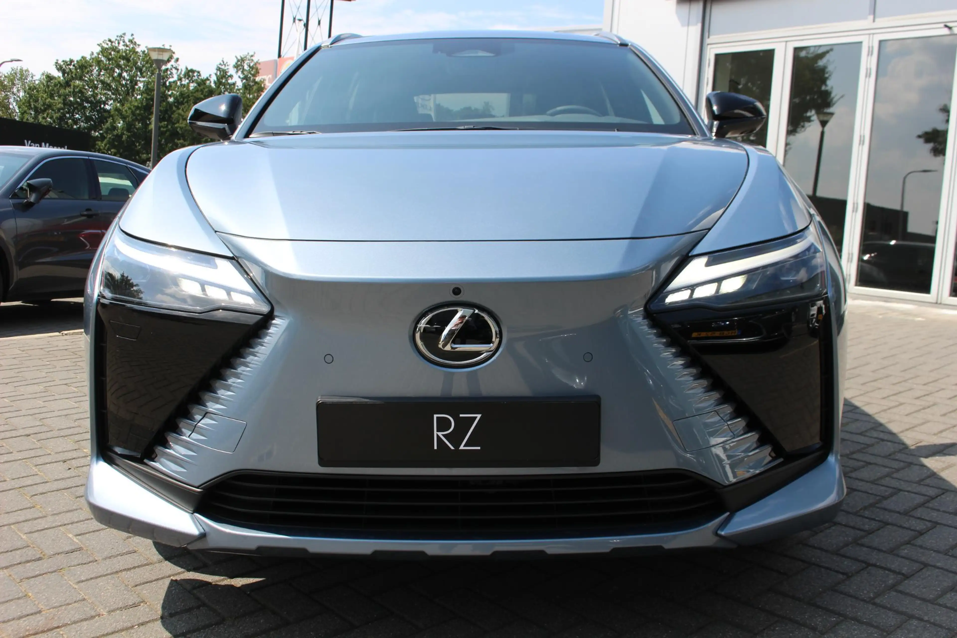 Lexus RZ 350e Luxury Line 77 kWh DIRECT LEVERBAAR 20"VELGEN — photo 8