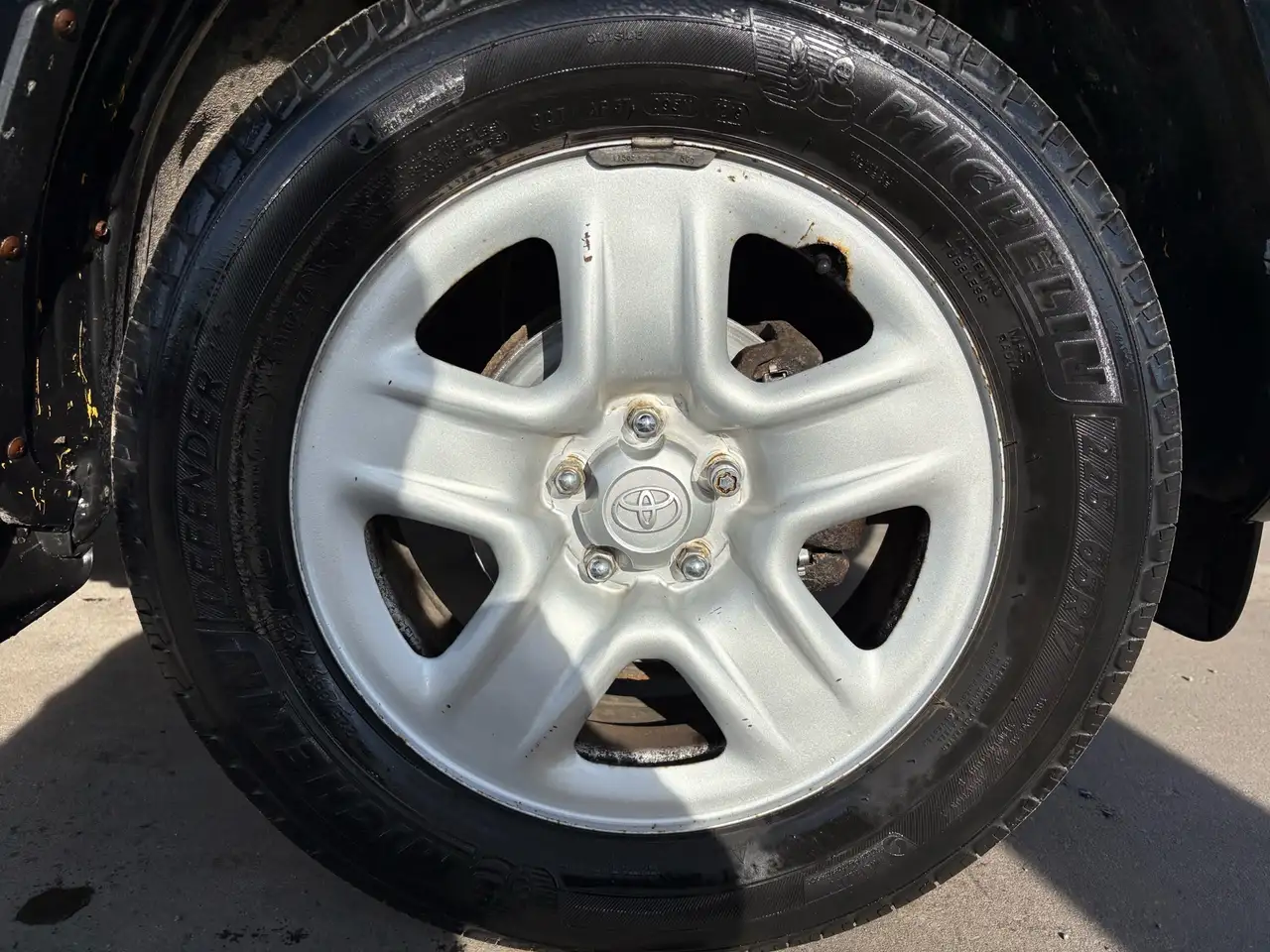 Toyota RAV 4 снимка Toyota RAV 4