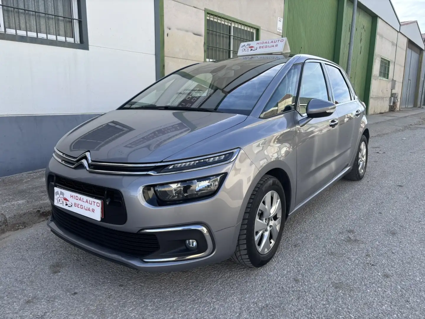 Citroen C4 Picasso 1.6BlueHDI S&S Feel 120 Grijs - 1
