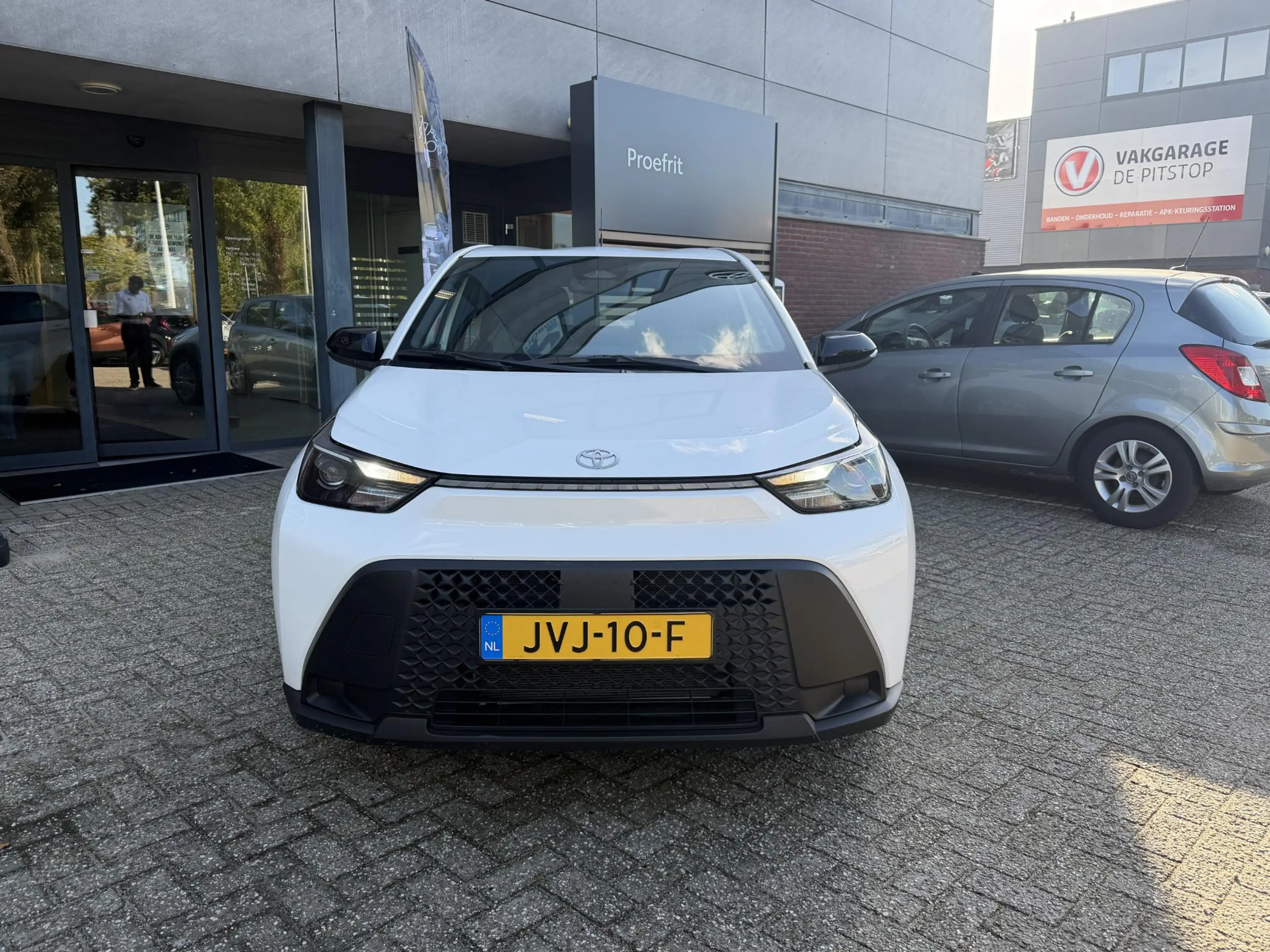 Toyota Aygo X Hybrid 115 play AD-CRUISE APPLE/ANDROID CAMERA EL- — photo 25
