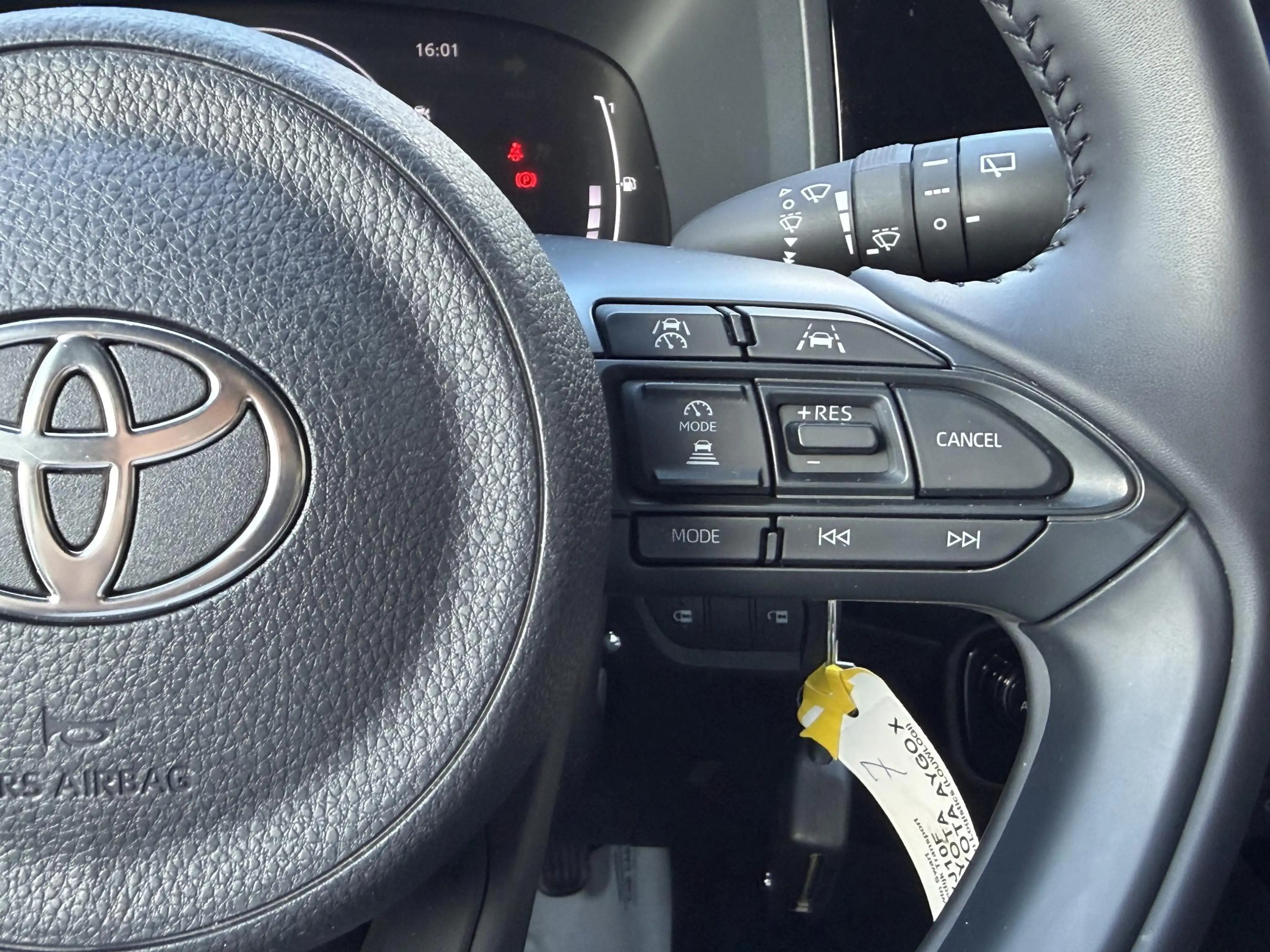 Toyota Aygo X Hybrid 115 play AD-CRUISE APPLE/ANDROID CAMERA EL- — photo 18