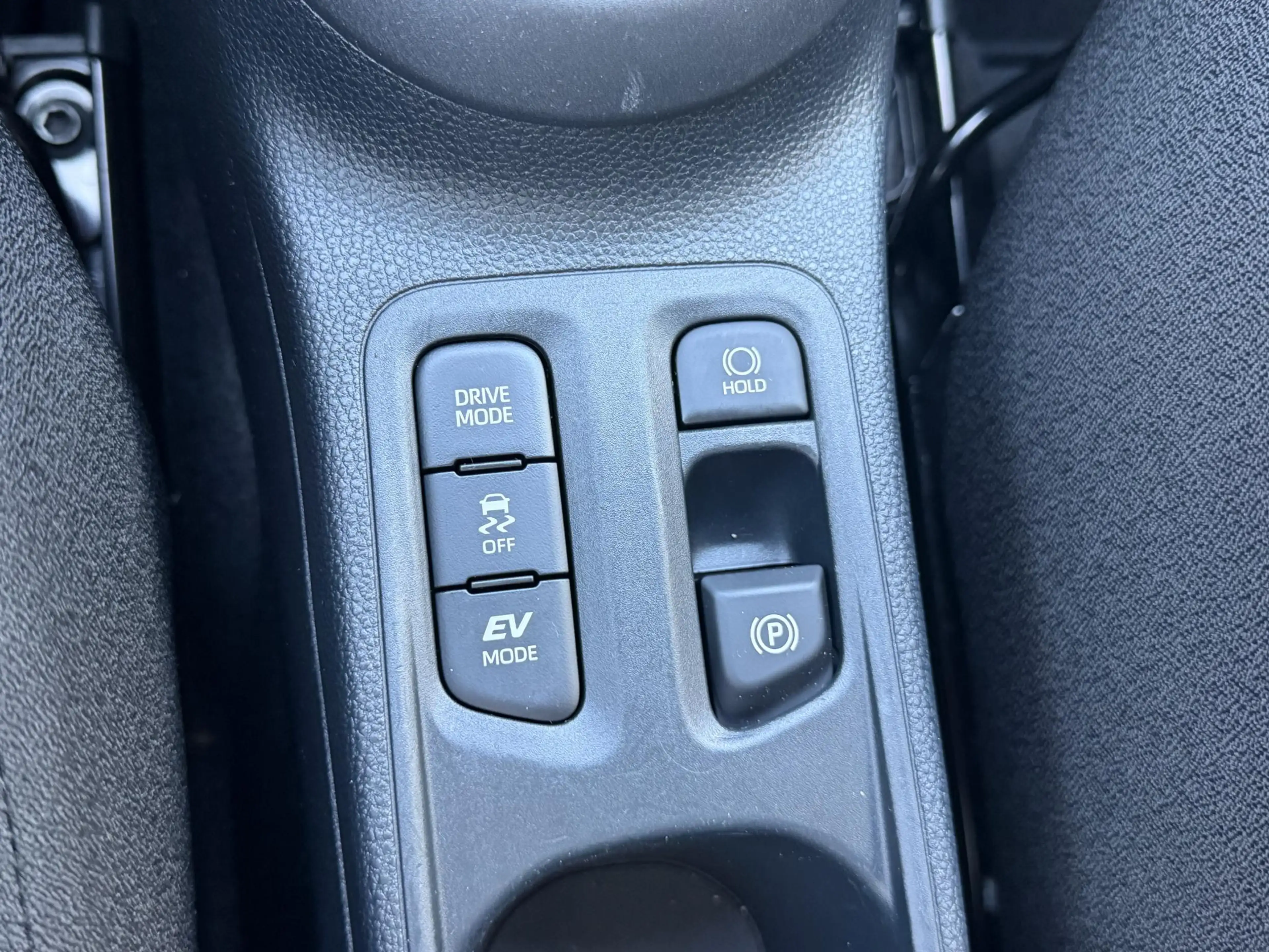 Toyota Aygo X Hybrid 115 play AD-CRUISE APPLE/ANDROID CAMERA EL- — photo 24