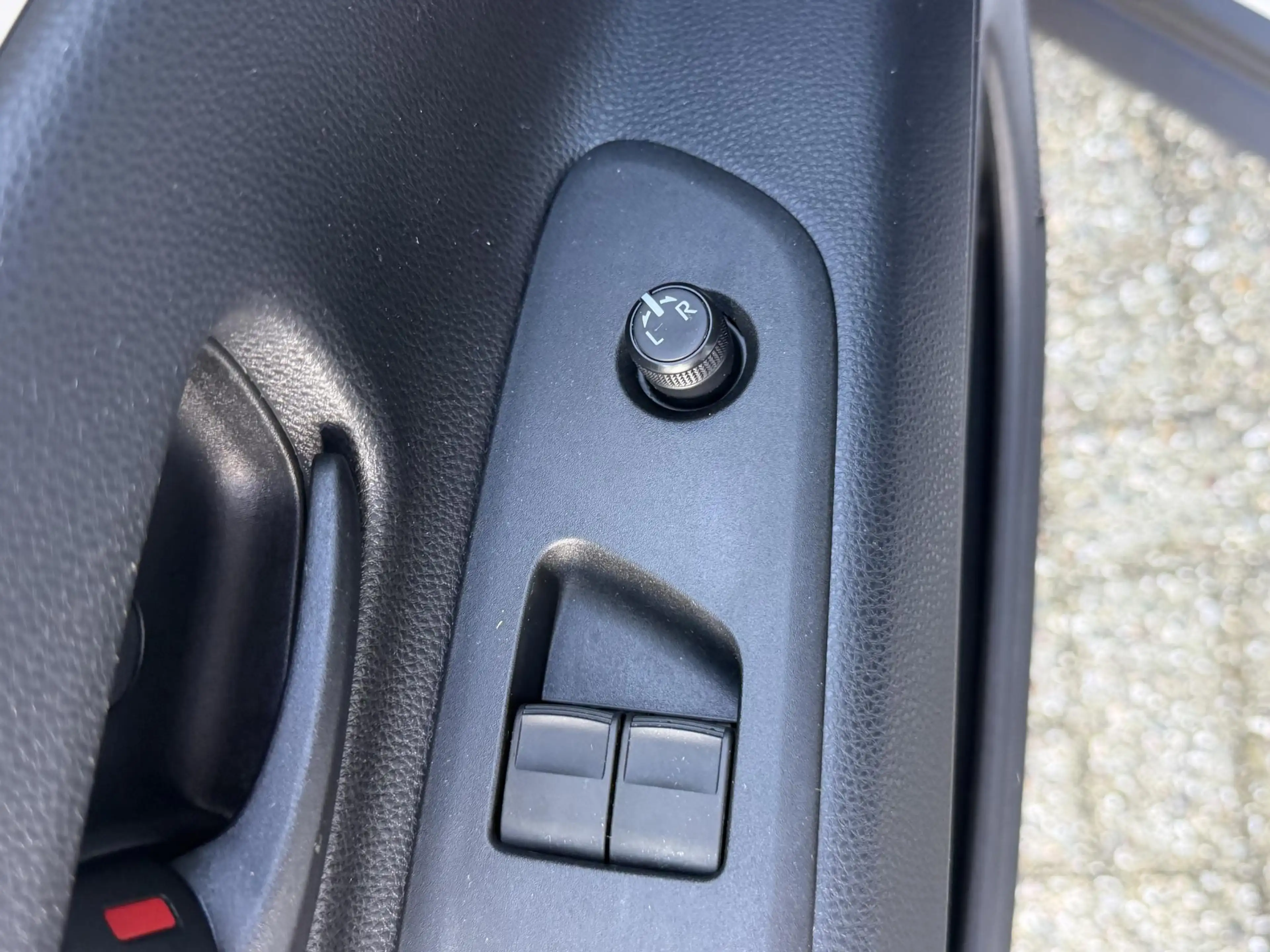 Toyota Aygo X Hybrid 115 play AD-CRUISE APPLE/ANDROID CAMERA EL- — photo 13
