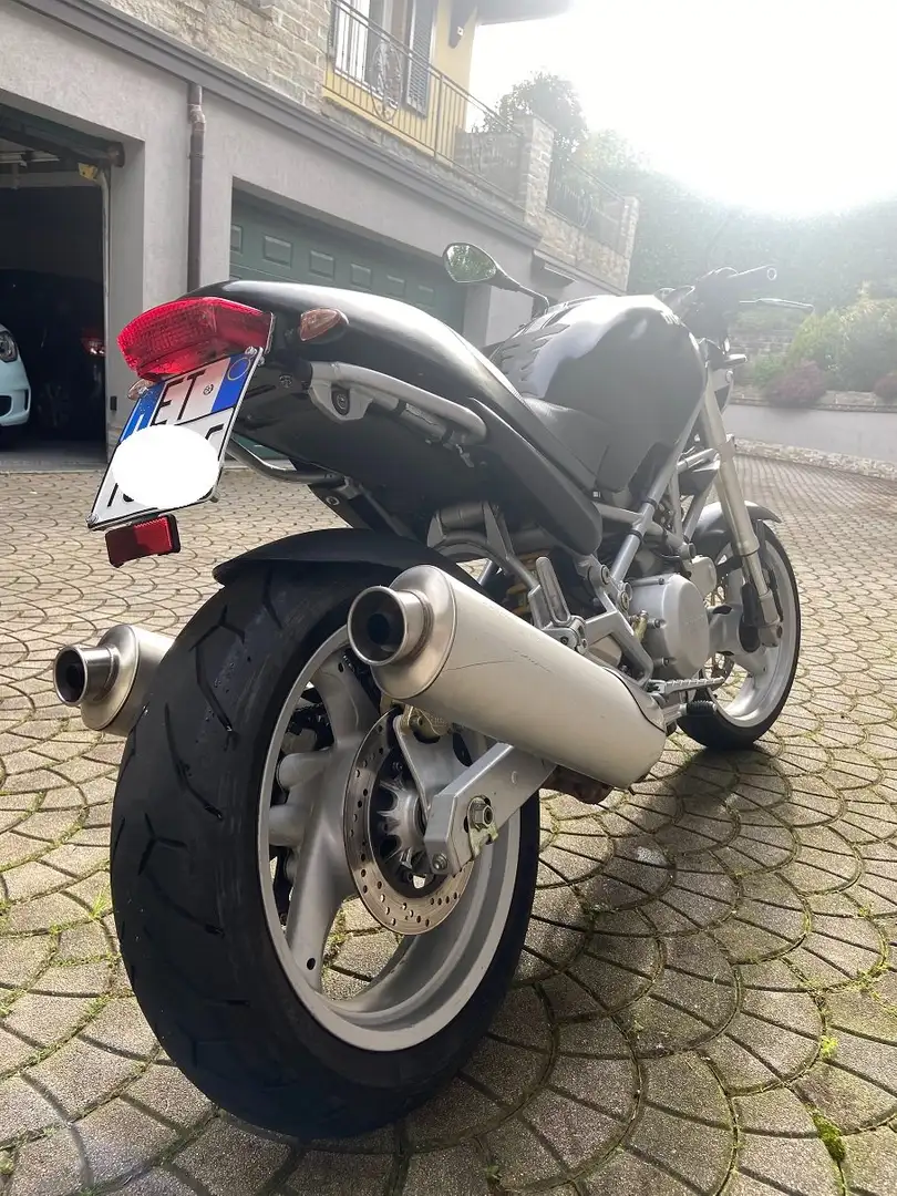Ducati Monster 600 crna - 2
