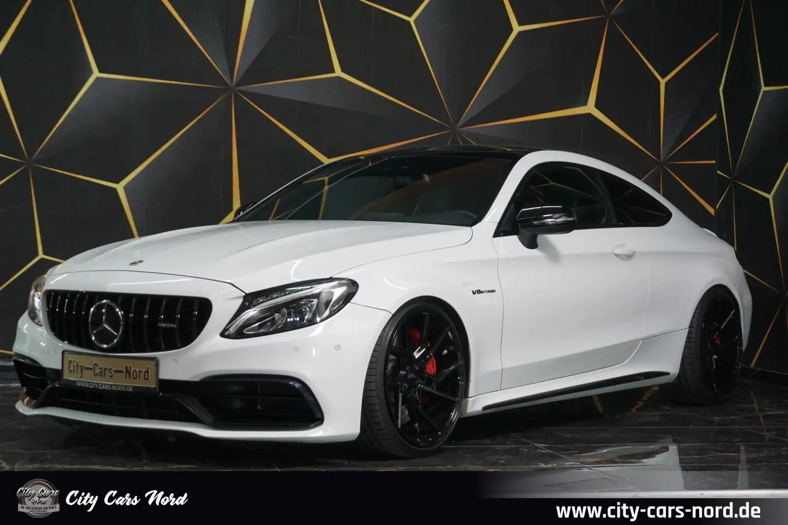 Mercedes-Benz C 63 AMG C 63 S AMG S COUPE DISTR.-LED-PANO-KAM-SPUR-20Z Wit - 1