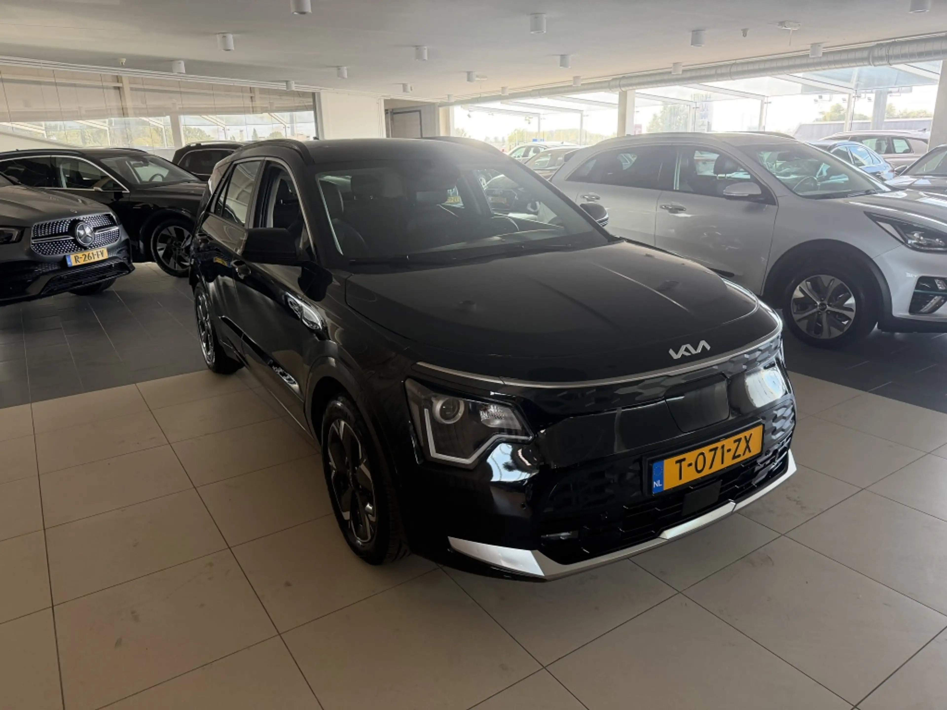 Kia e-Niro EV DynamicLine 64.8 kWh SOH 100% — photo 2