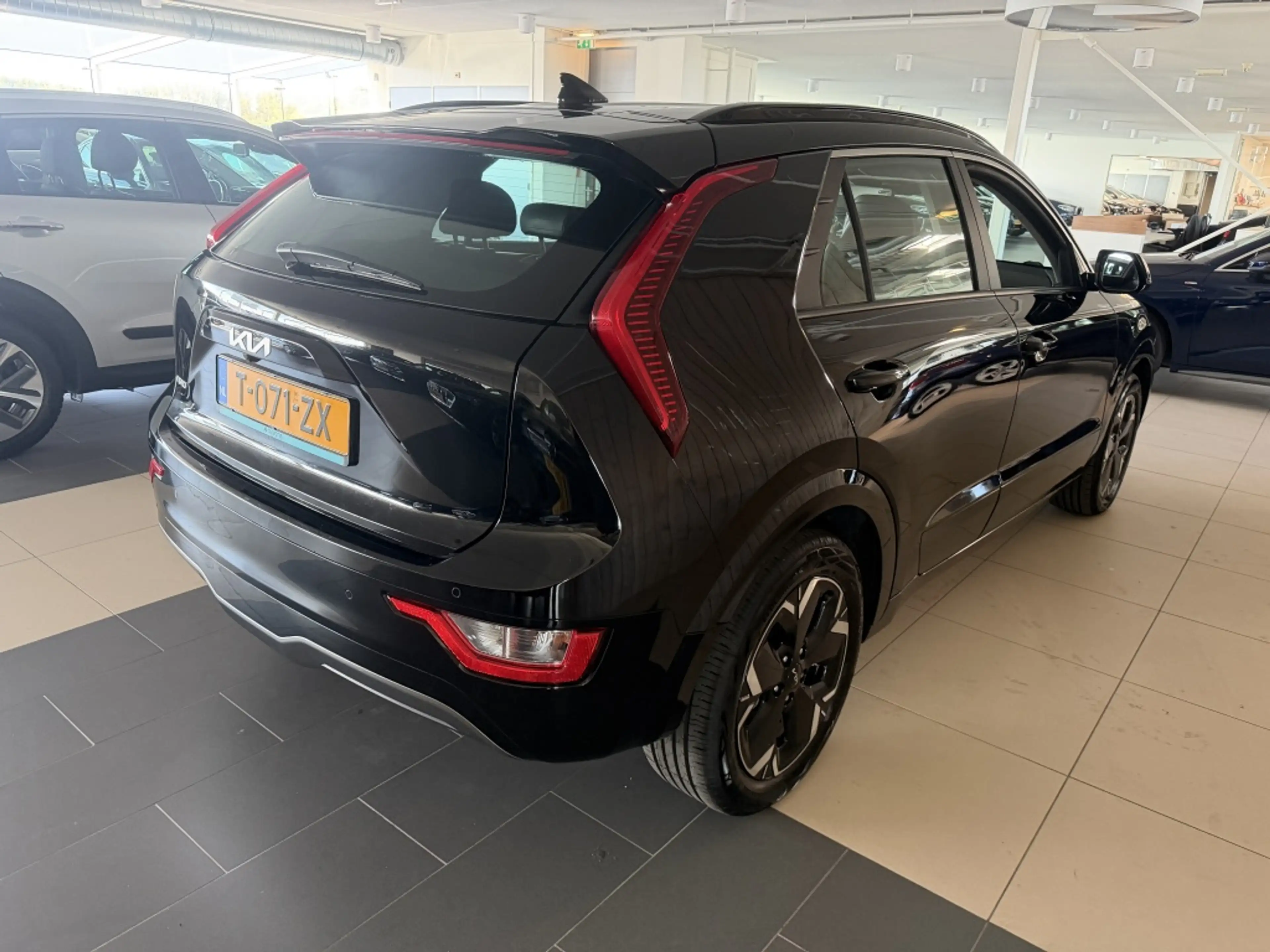 Kia e-Niro EV DynamicLine 64.8 kWh SOH 100% — photo 4