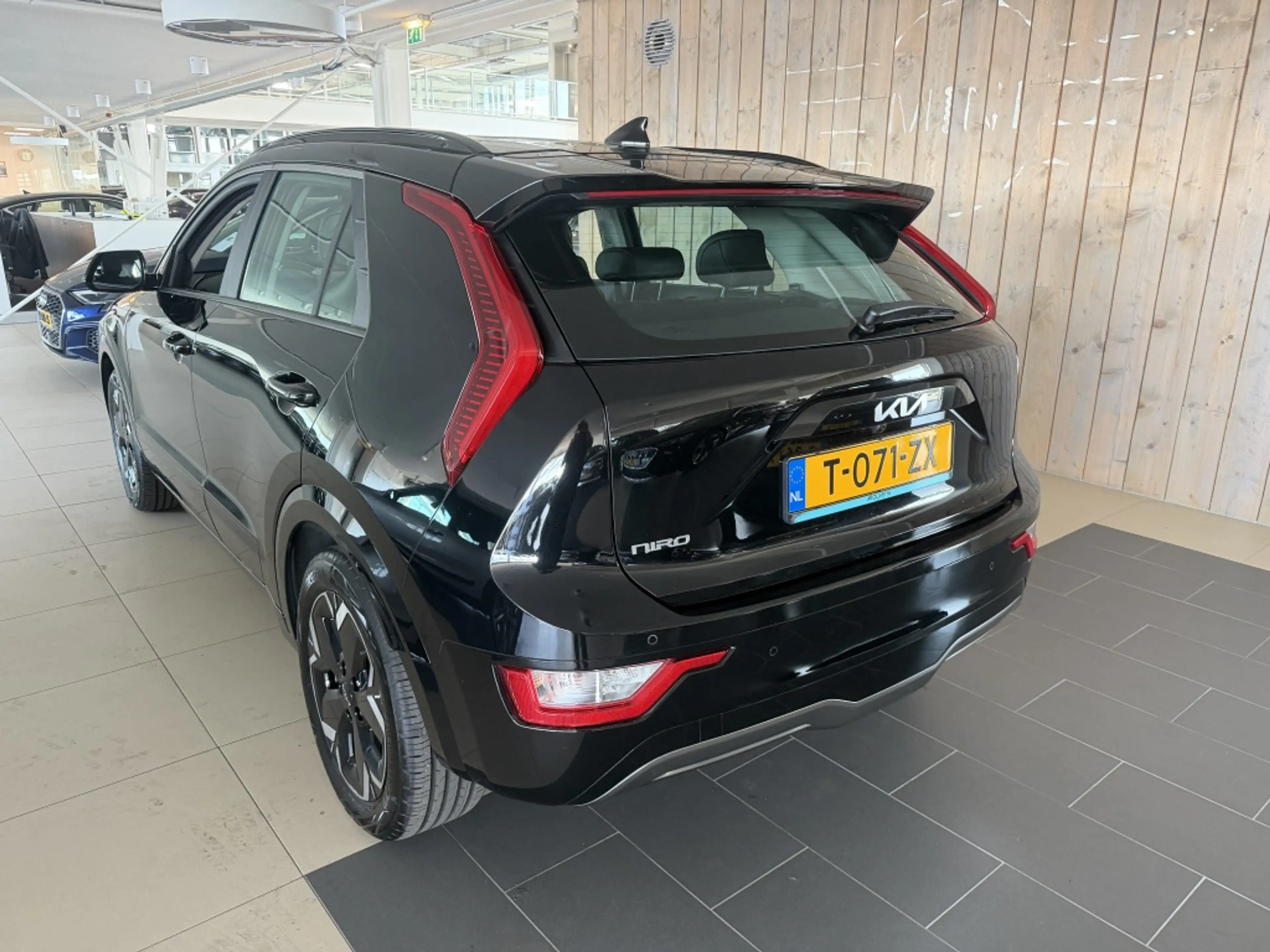 Kia e-Niro EV DynamicLine 64.8 kWh SOH 100% — photo 5