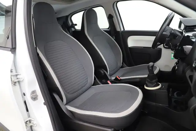 Renault Twingo view 10