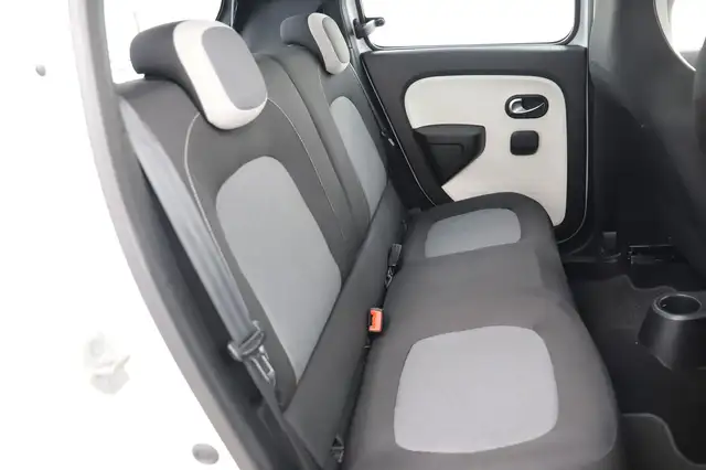 Renault Twingo view 12