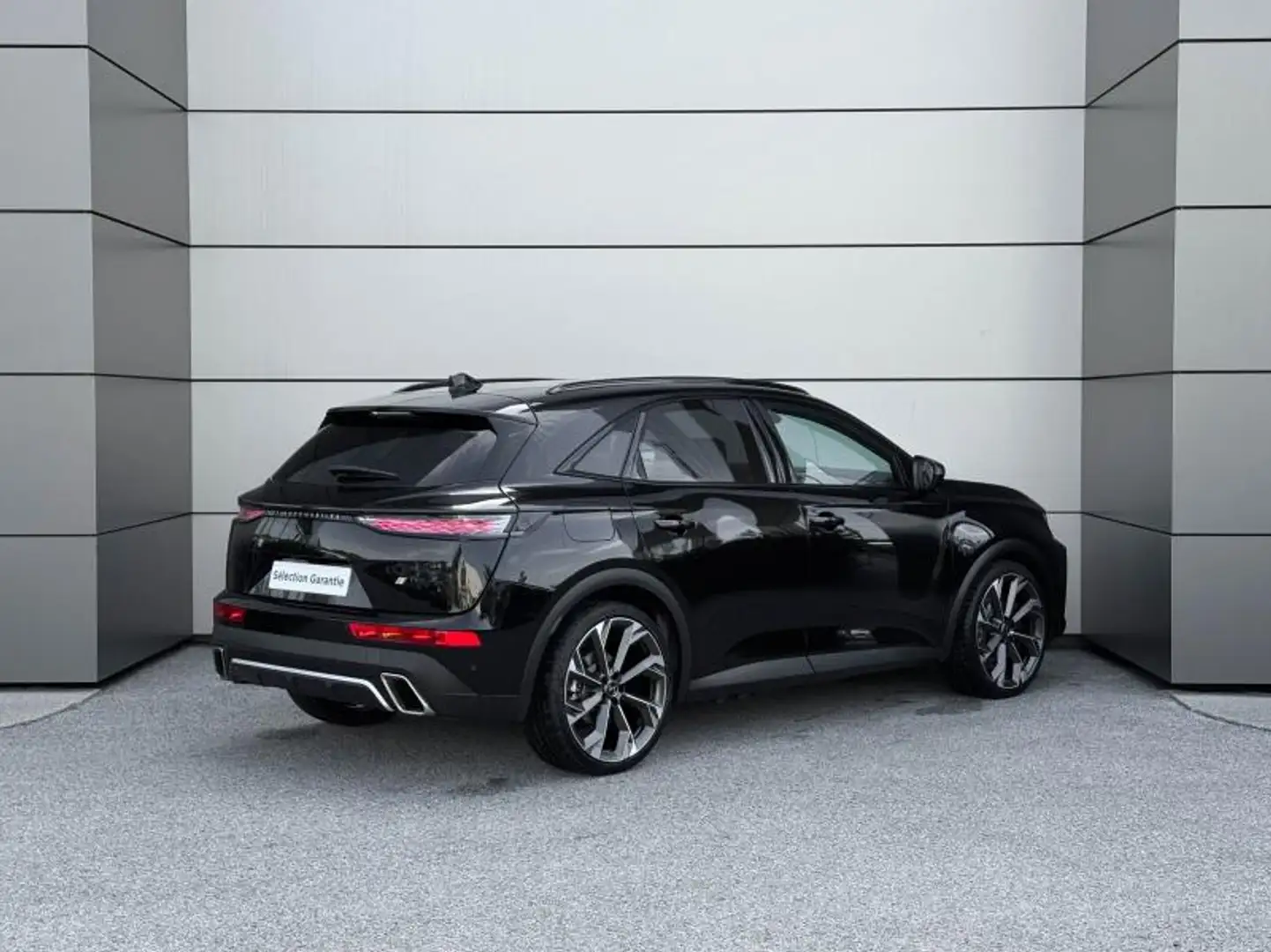 DS Automobiles DS 7 E-TENSE 4x4 360ch Opera Zwart - 2