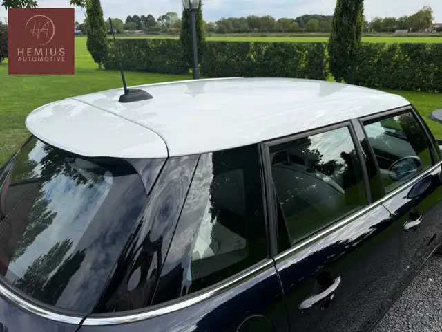 Mini Hatch view 6