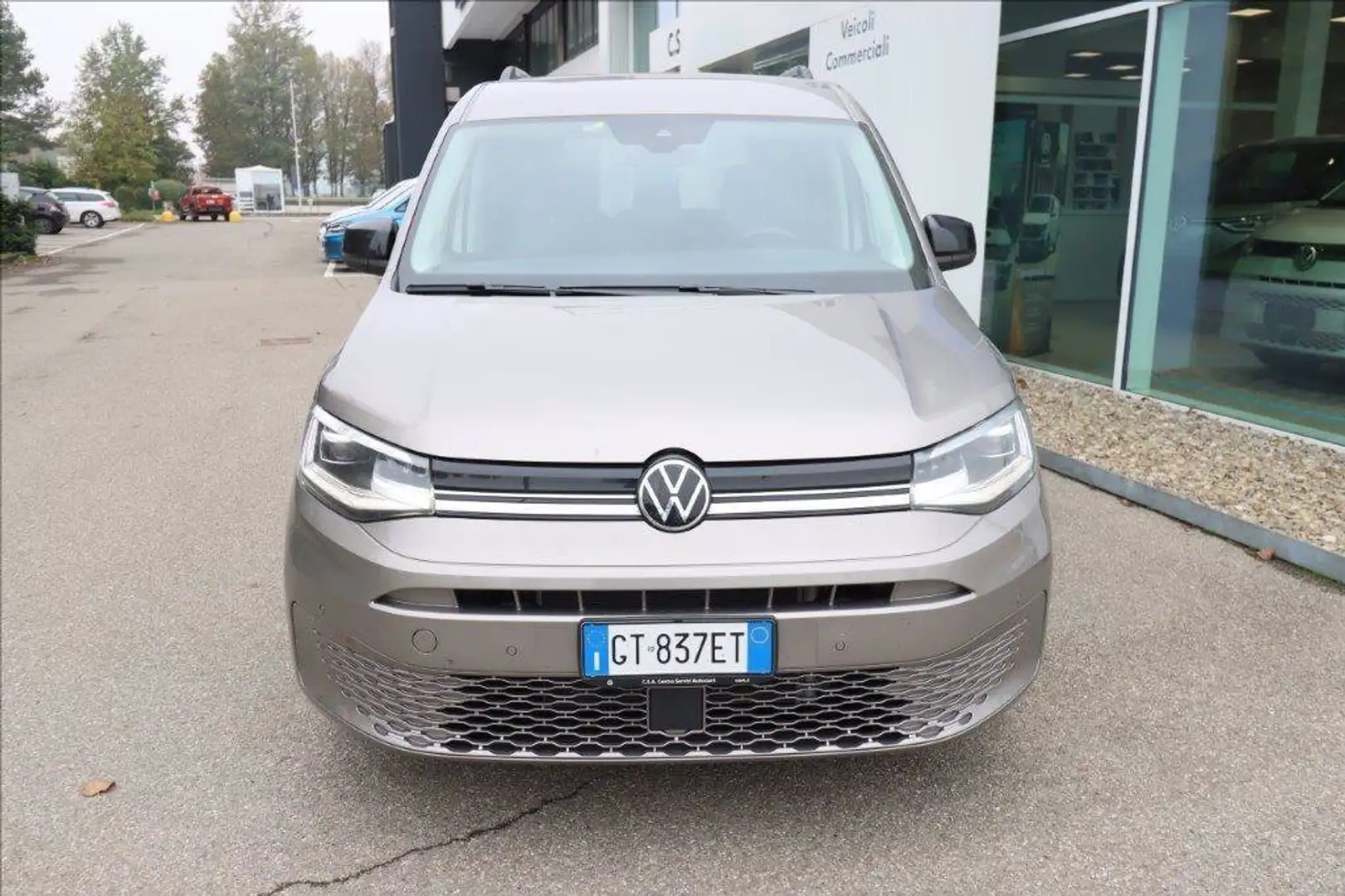 Volkswagen Caddy 2.0 tdi scr 122cv Style dsg7 Beige - 2