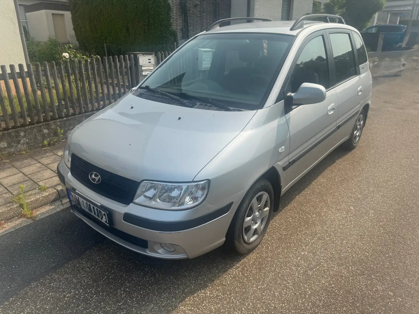 Hyundai Matrix Matrix 1.6 GLS Silber - 1