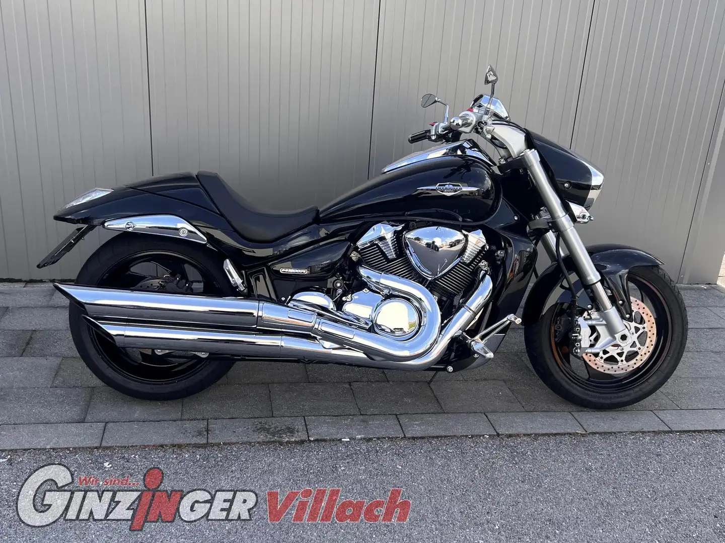 Suzuki Intruder M Schwarz - 2