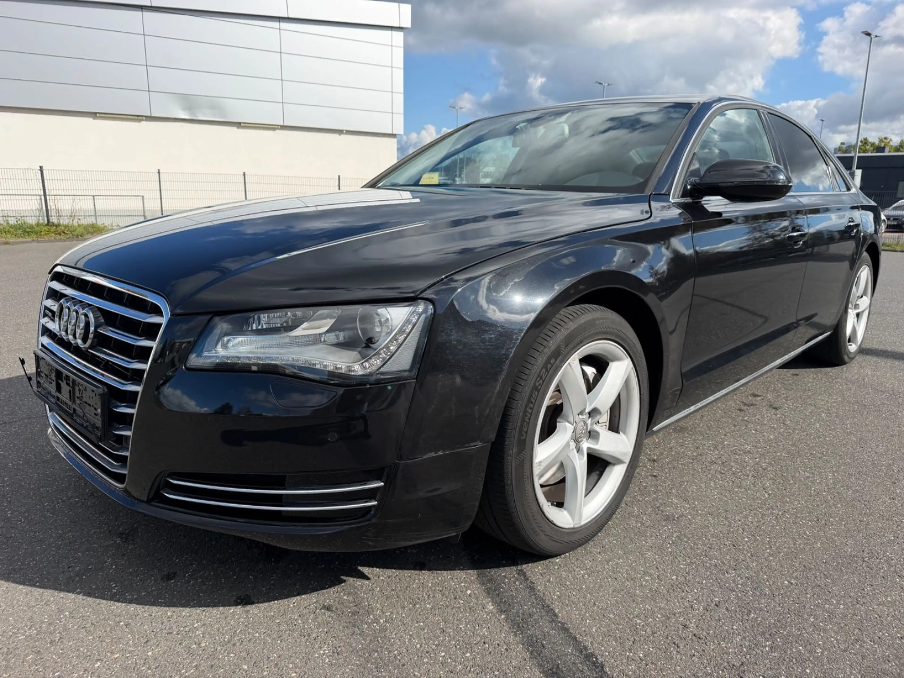 Audi A8 4.2 FSI tiptronic quattro