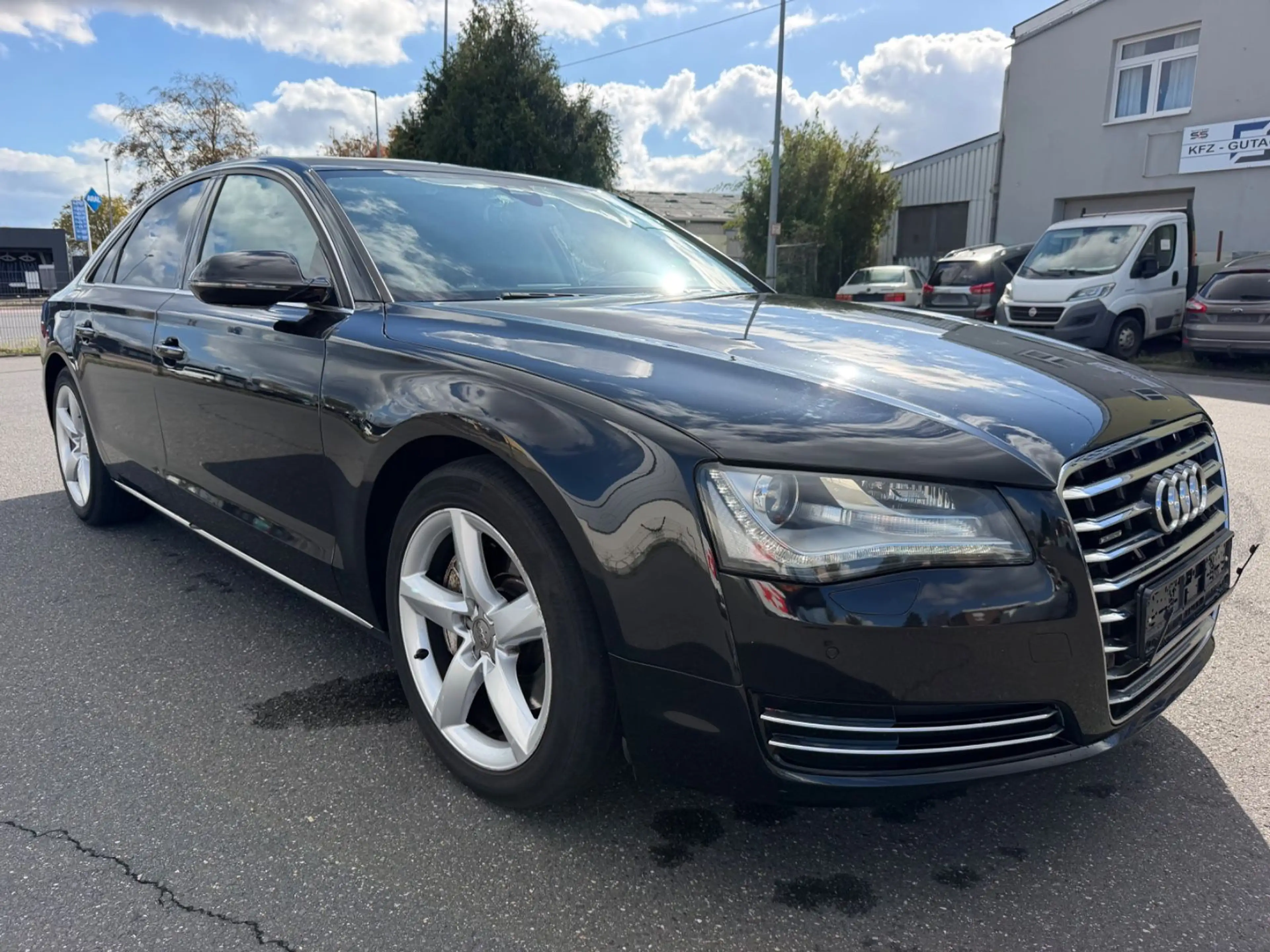 Audi A8 4.2 FSI tiptronic quattro — photo 3
