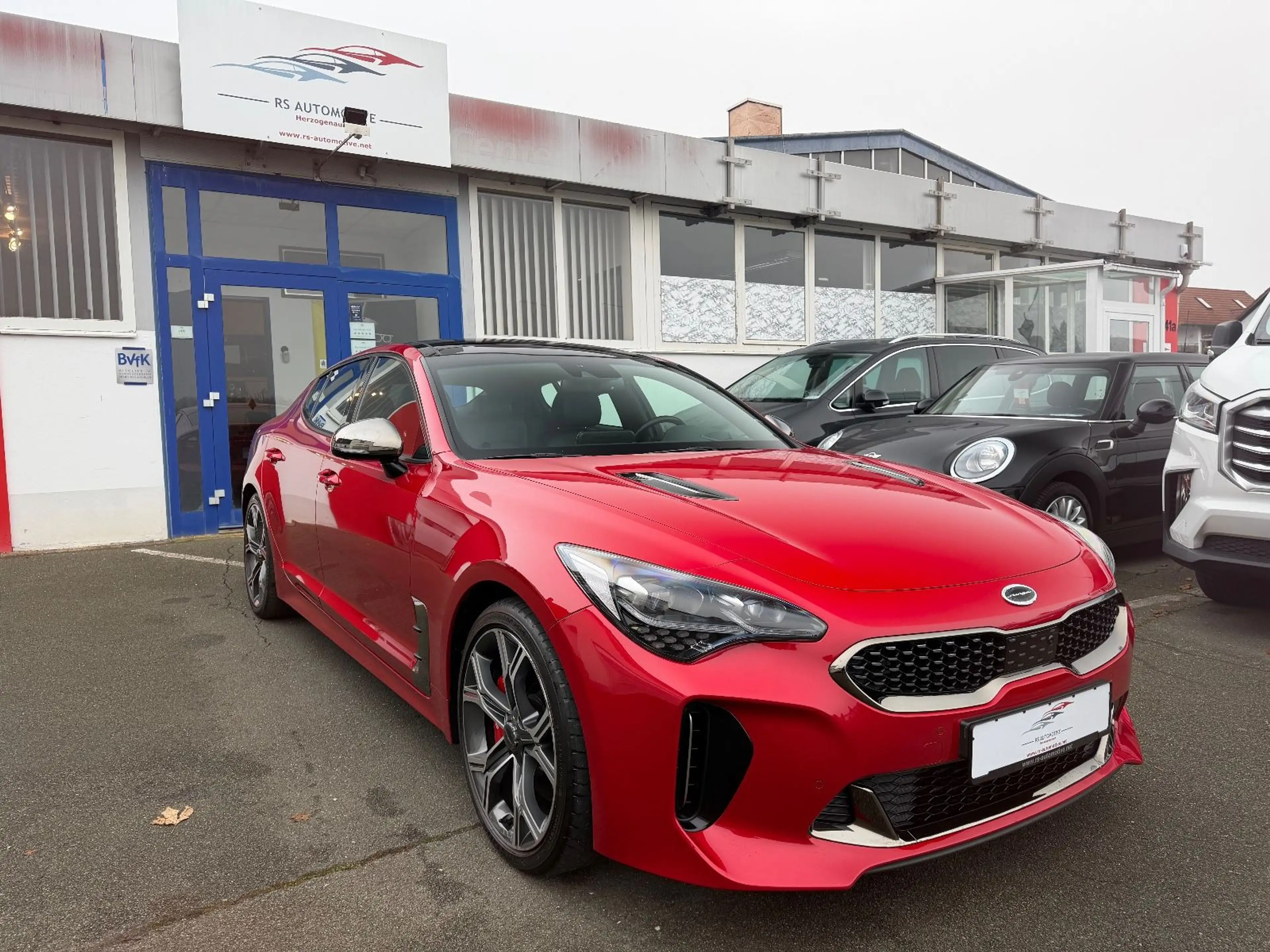 Kia Stinger GT 4WD 3.3 V6*Bi-LED*H&K*eGSD*Leder*VOLL — photo 3