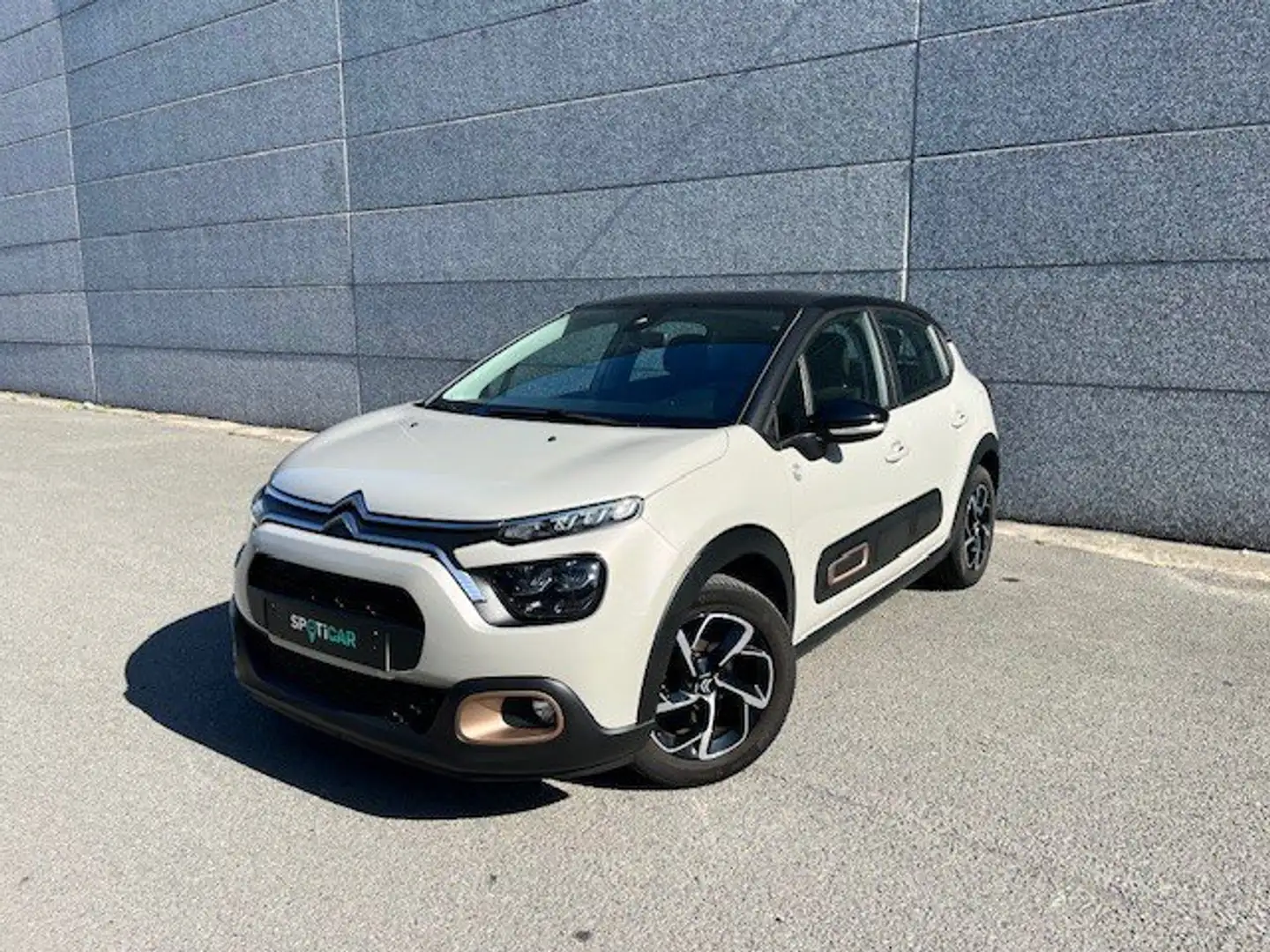Citroen C3 *CAR PLAY*CAMERA* 1.2 BENZ 83 PK C-Series - 1